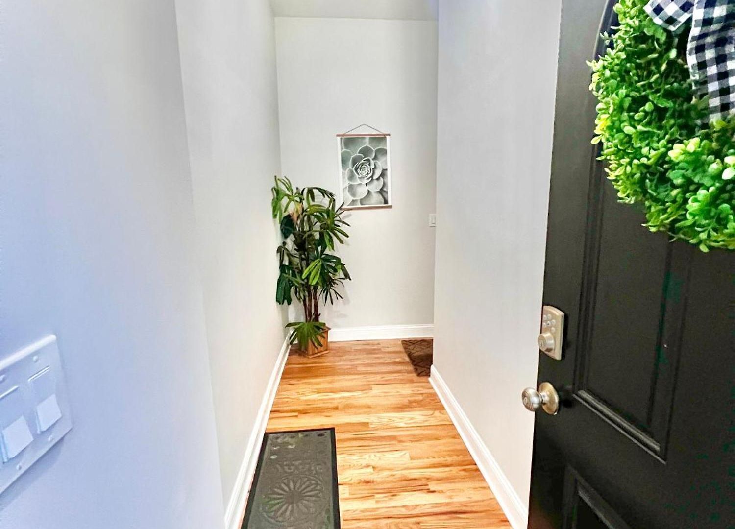 Lux Apt In Bronzeville, Min From Downtown-rsv Now!