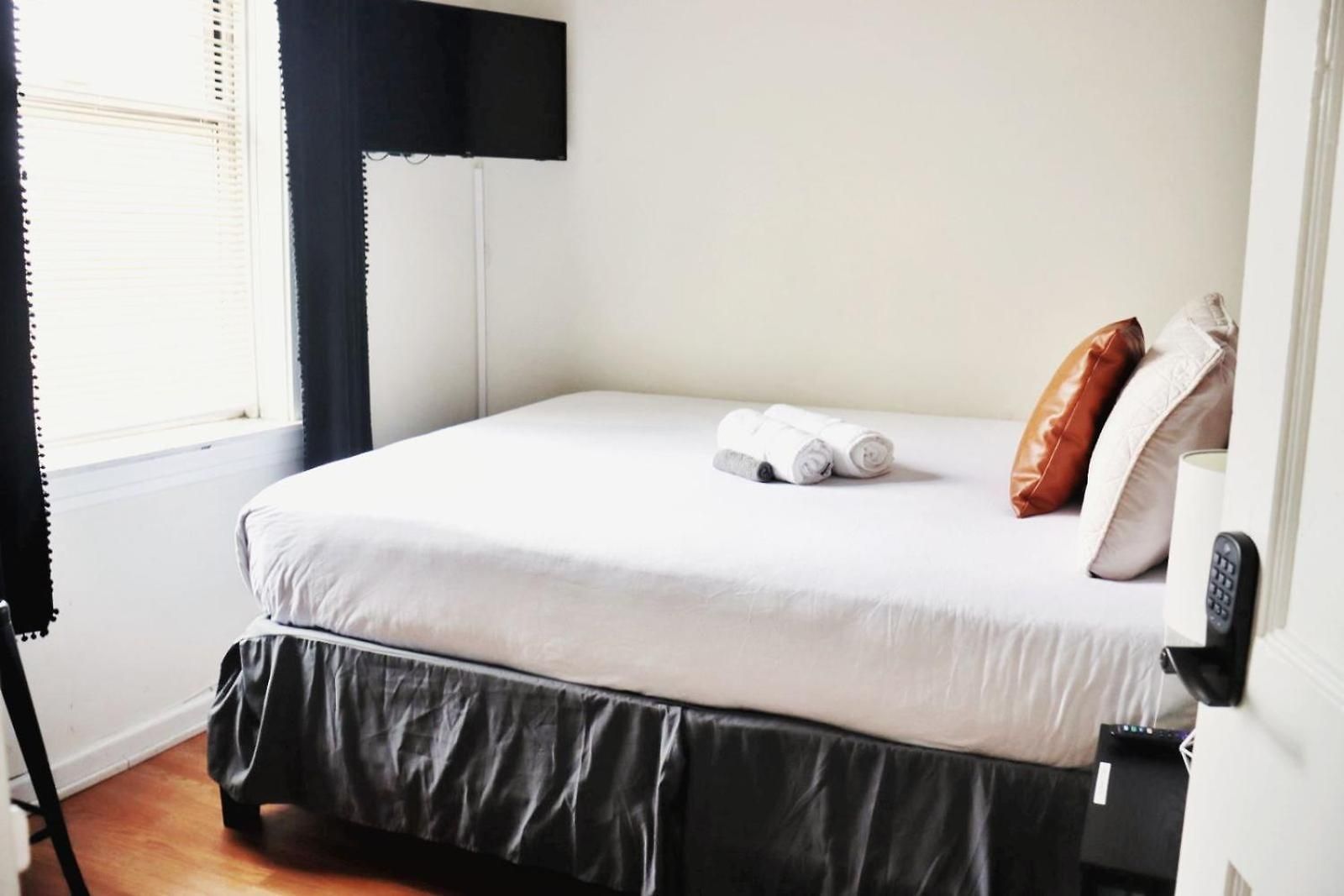 Stay Chicago Hostel