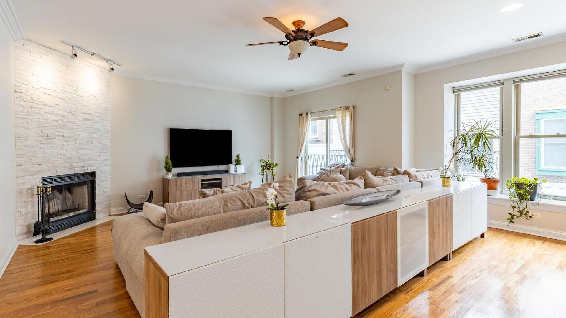 Windy Getaway - 3br 2ba Townhouse