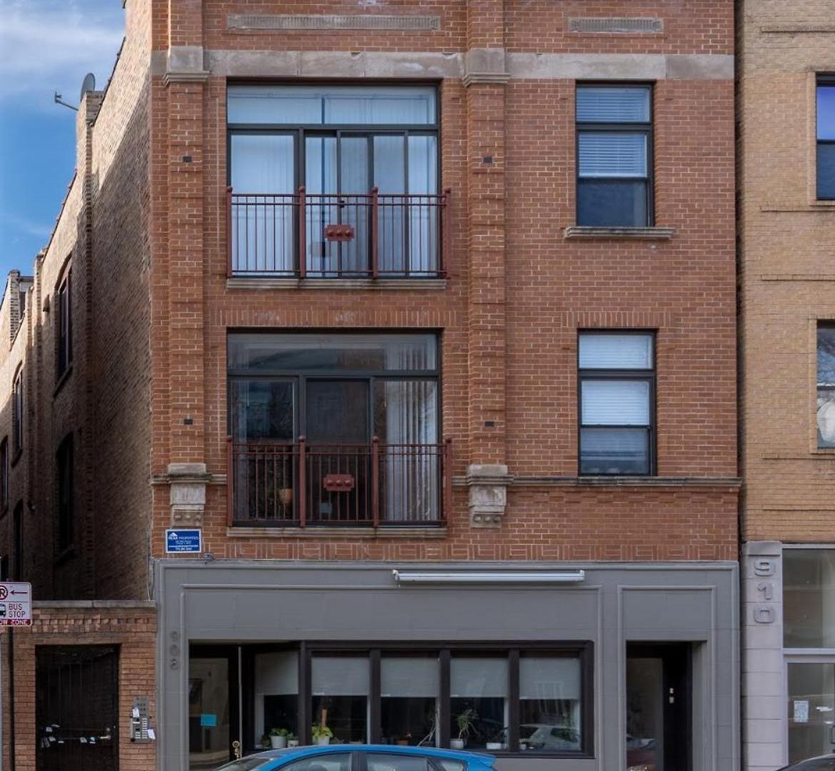 Flexhome Ukrainian Village • 2br • Walkable + Private Balcony - Sleeps 6 Apartment *