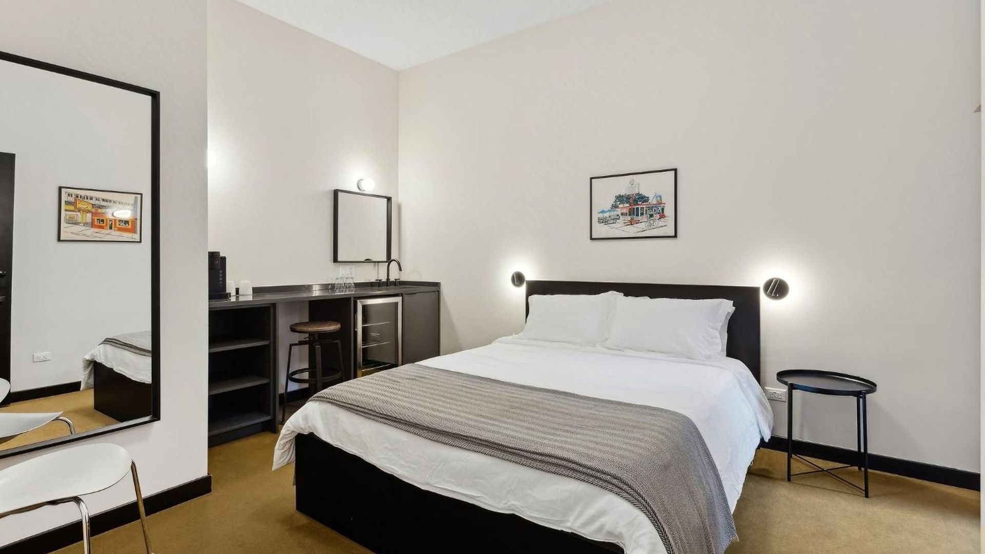Logan Square Sro Hotel