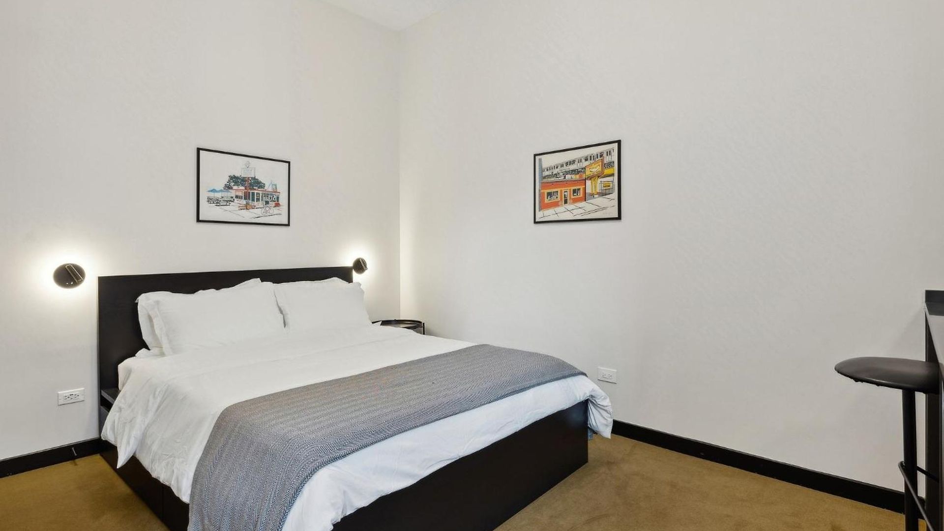 Hotel Logan Square Sro