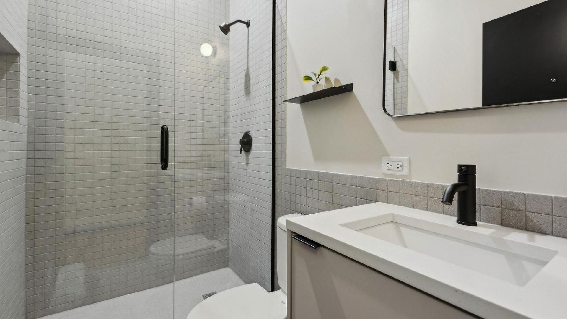 Hotel Logan Square Sro 2*