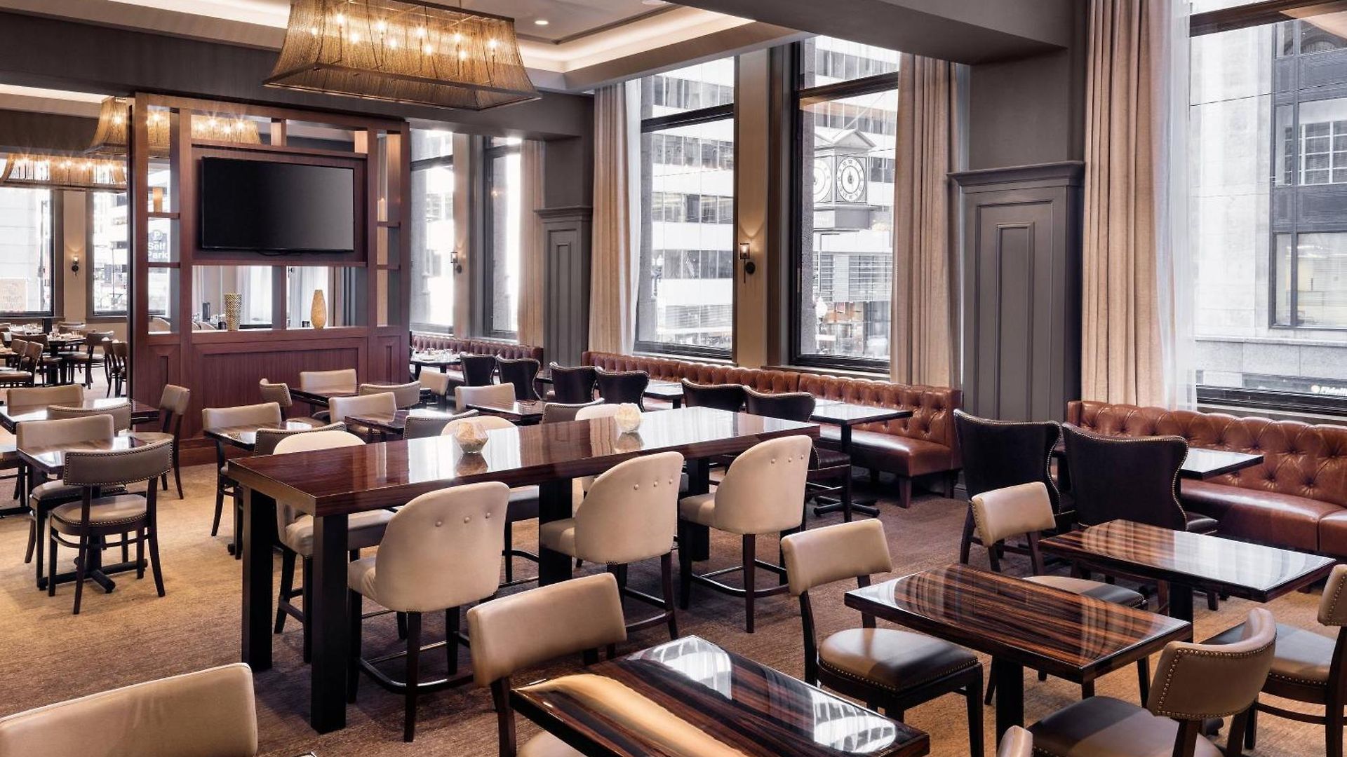 By Marriott Downtown/loop