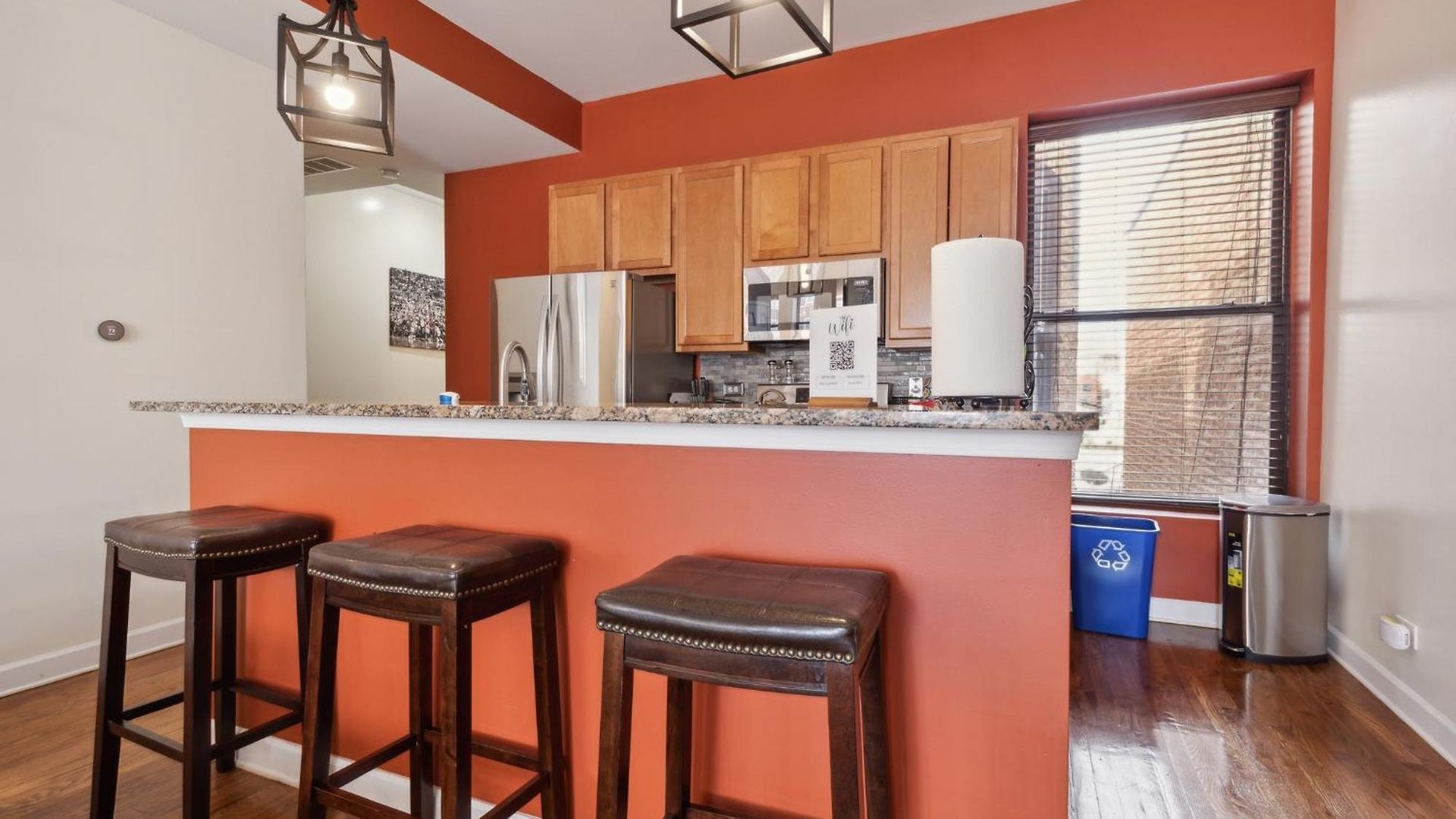Near Downtown & Uchicago Apartment