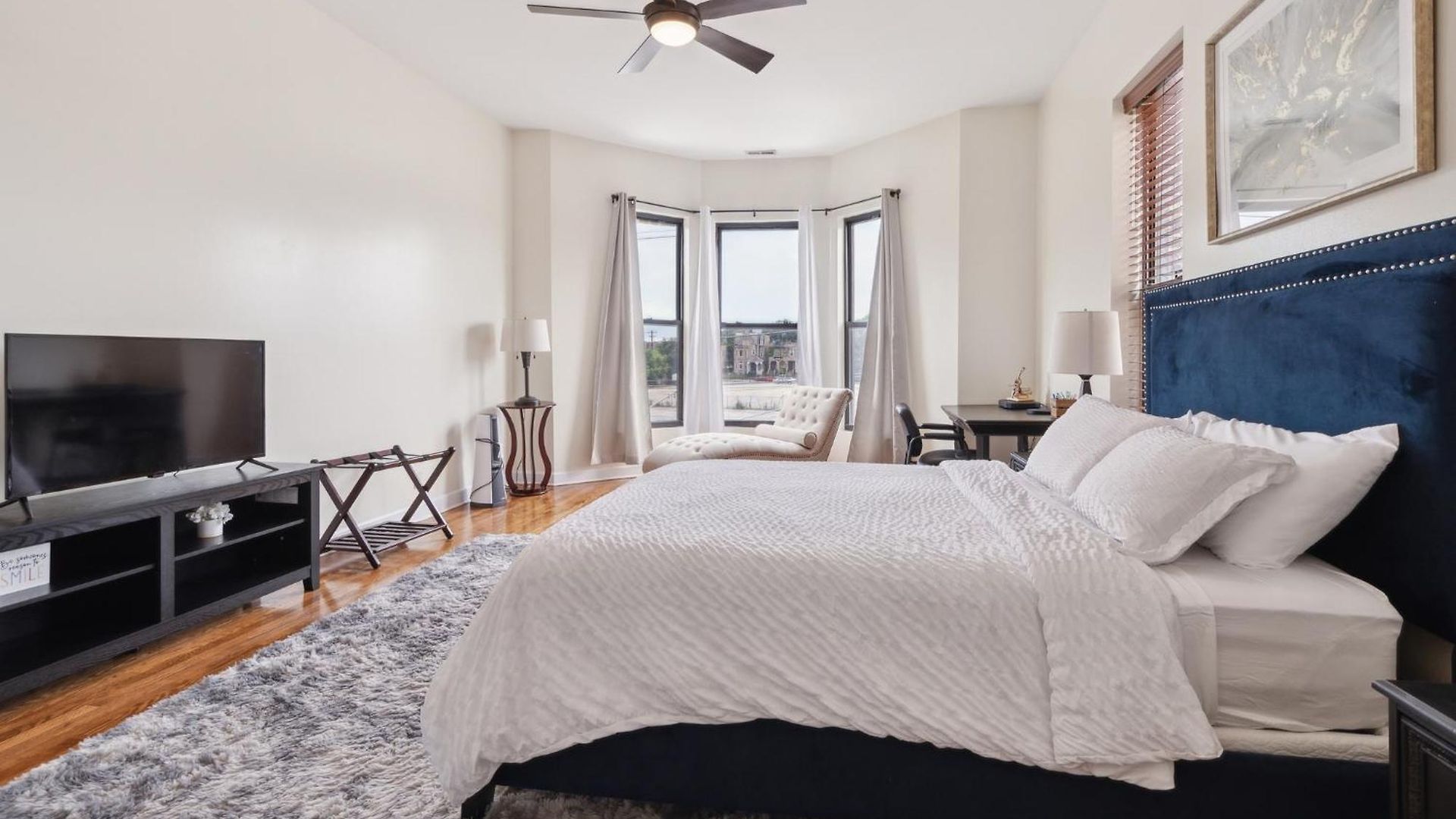 Near Downtown & Uchicago Apartment *