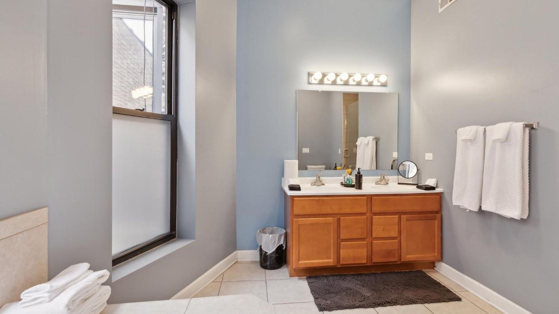 Near Downtown & Uchicago Apartment *