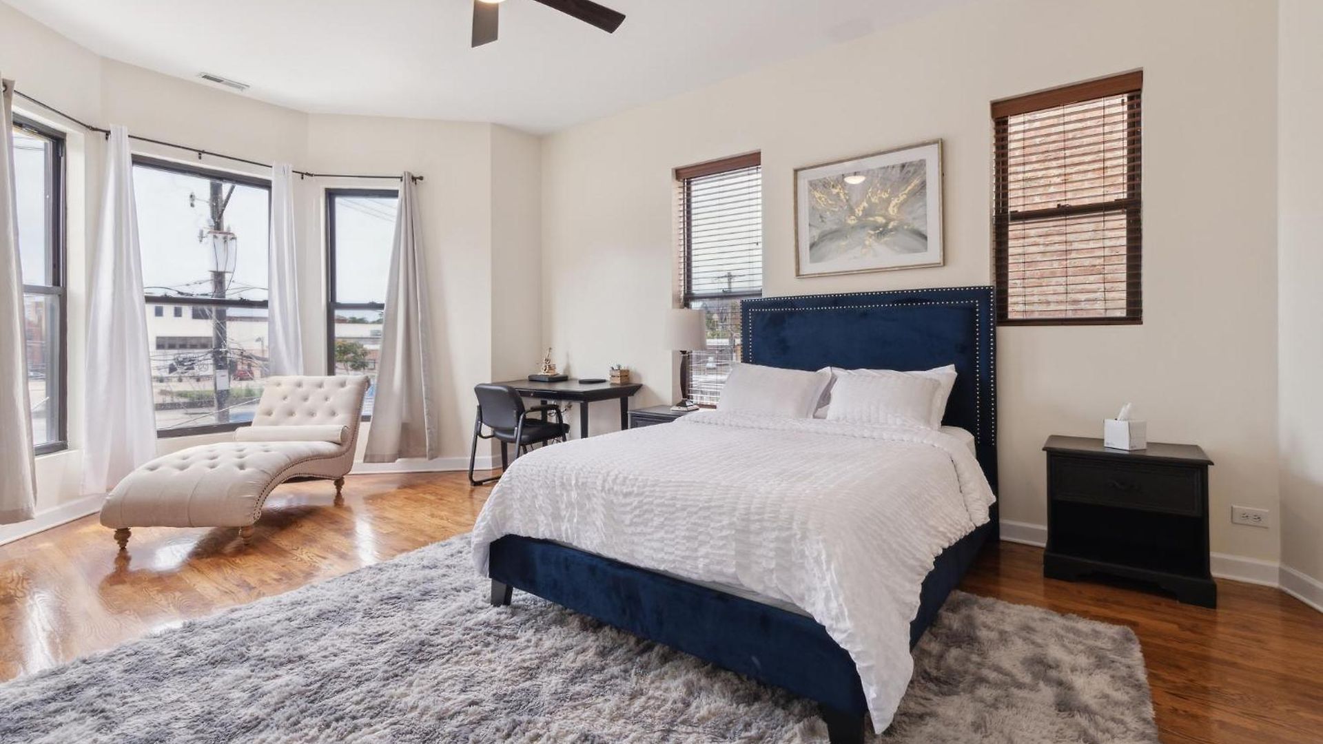 Near Downtown & Uchicago Apartment *
