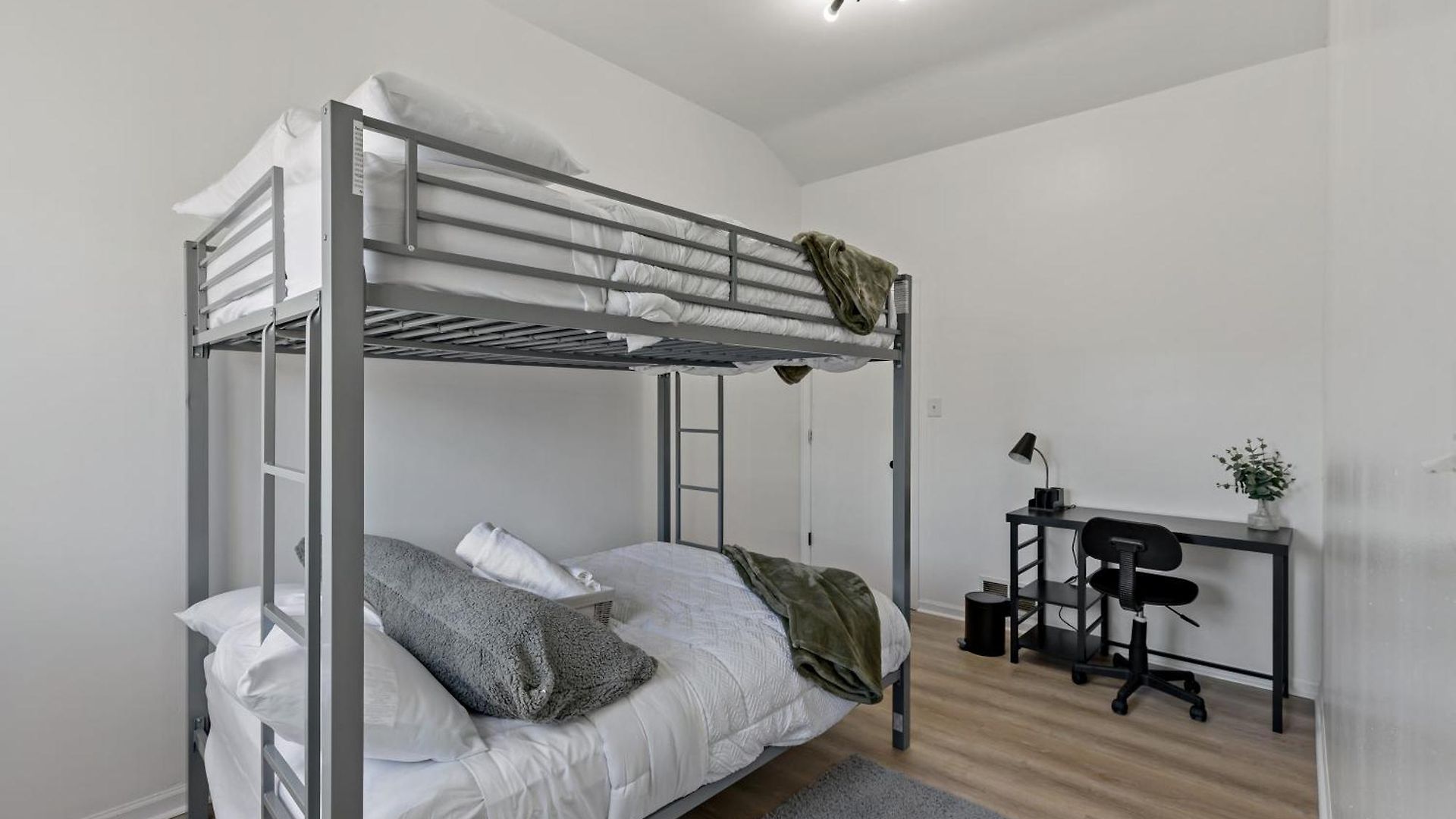 The Haven, Great Location Near Downtown, Medical District And United Center Chicago