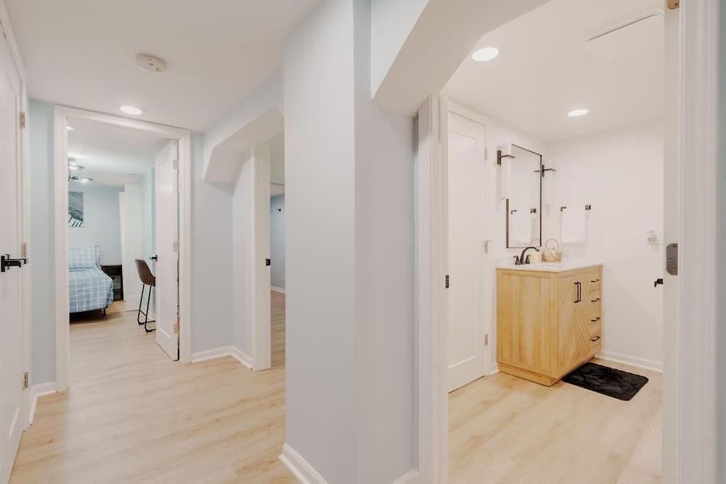 Apartment Prime Location In Lakeview Near Wrigleyville Chicago