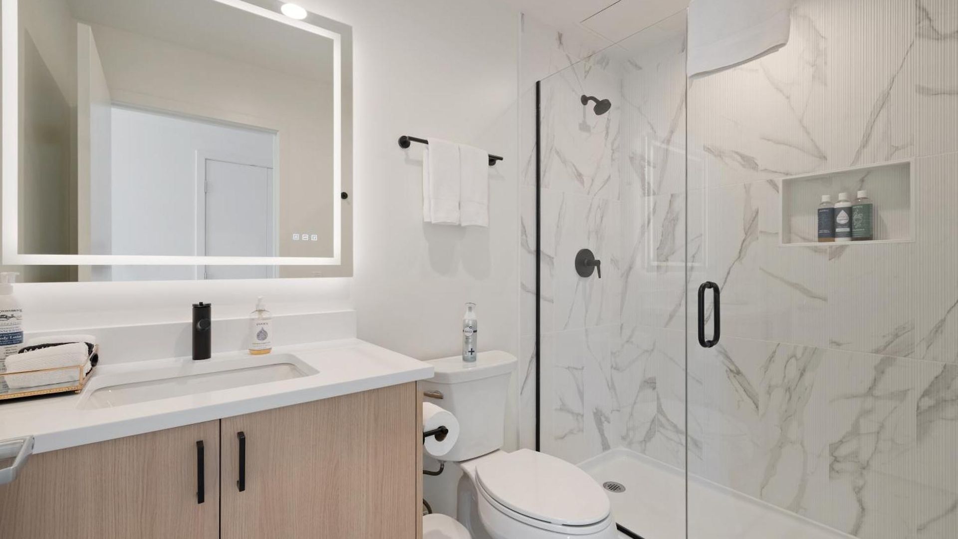 Apartment K2 Sky High With Stunning Views In West Loop *