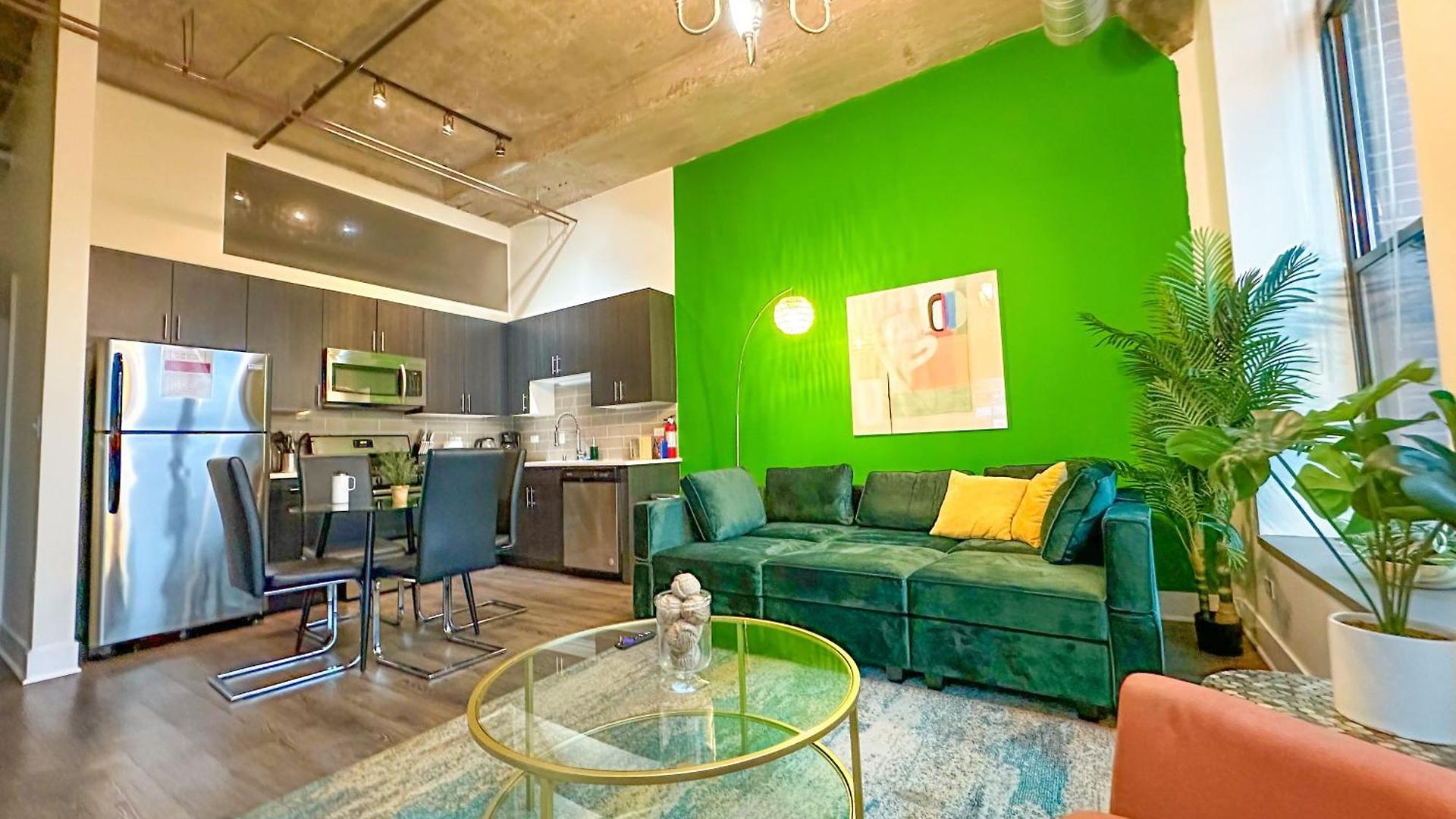 Cozy 2br With Optional Parking And Gym Access Near Field Museum, Lakefront & Mccormick Place Apartment *