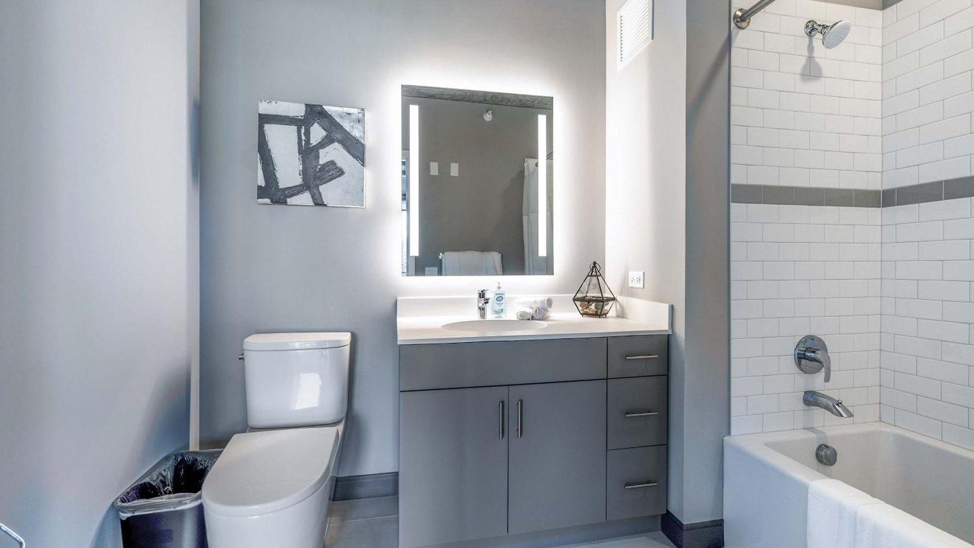 New Sleek 2br - Perfect Blend Of Comfort & Style In * Chicago