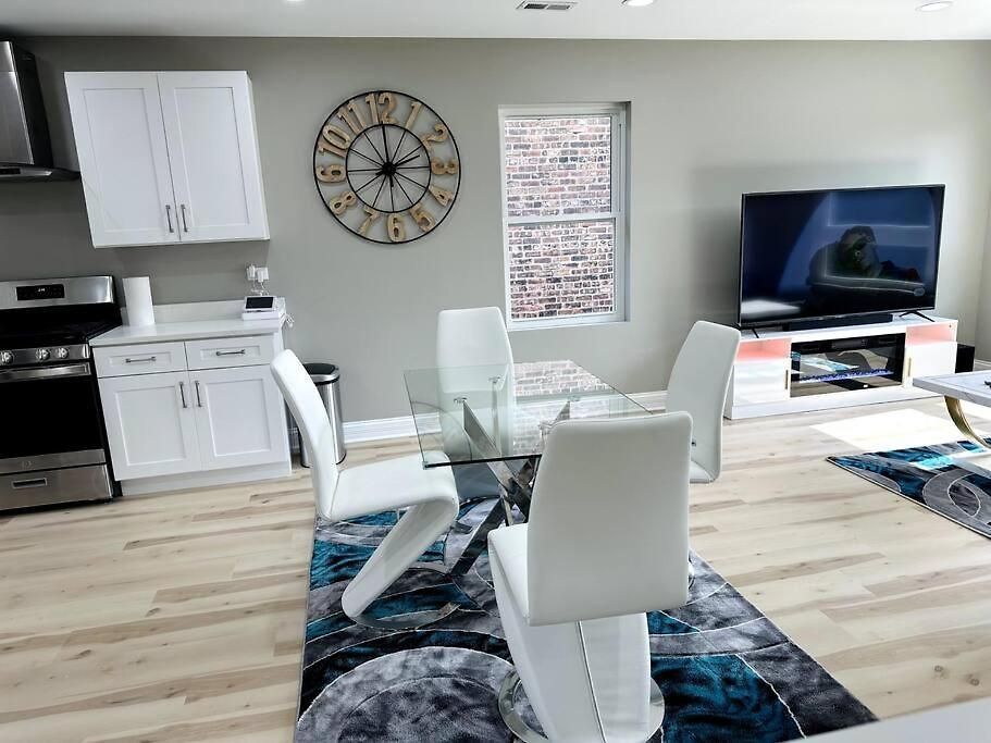 Wonderful And Cozy Unit Apartment *