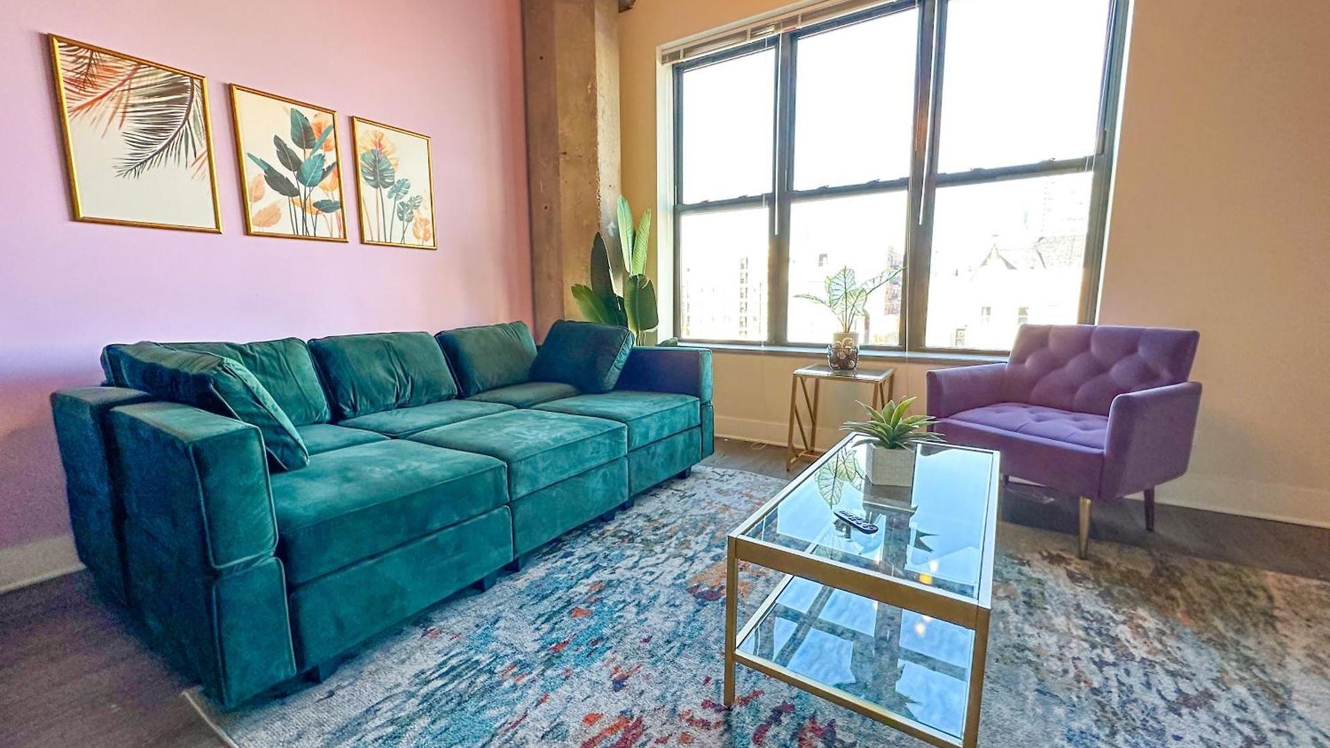 South Loop 2br Retreat With Skyline View And Optional Parking For 8 Guests Near Mccormick Place And Soldier Field Apartment *