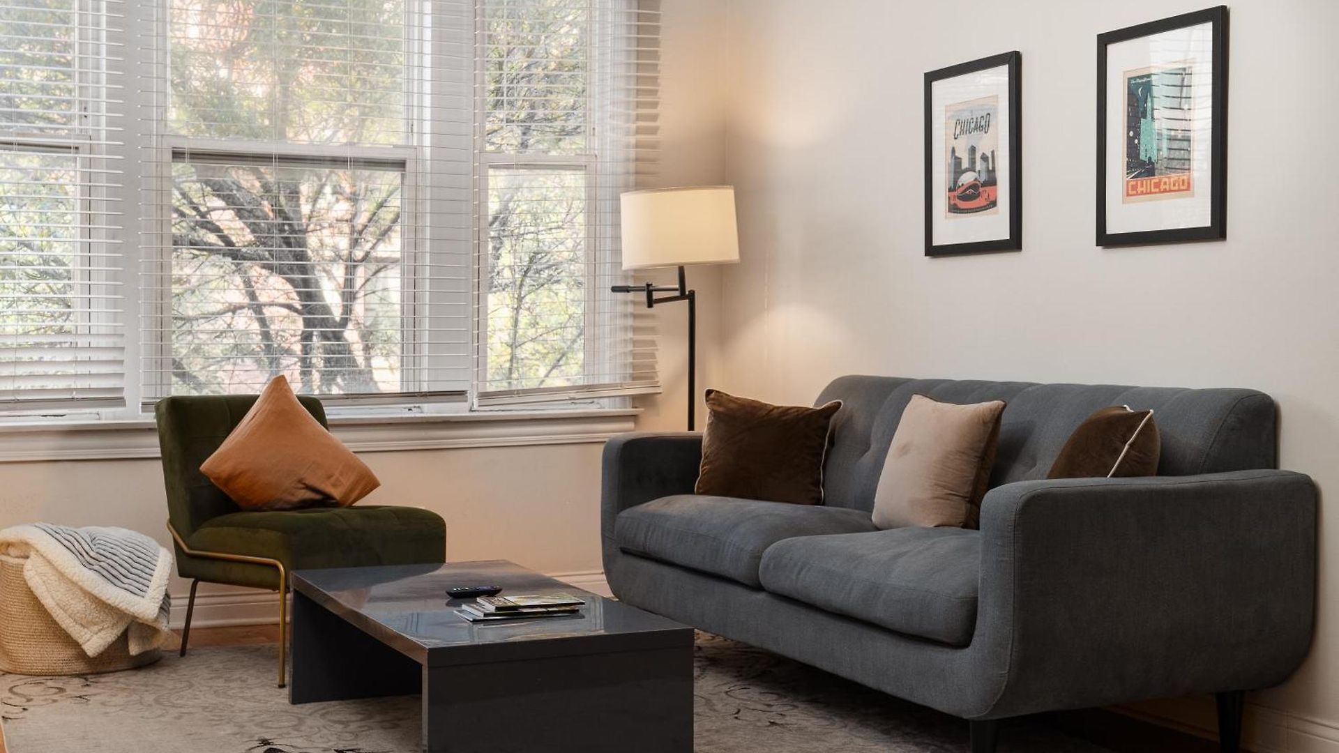 Flexhome Wicker Park 3br Dv2