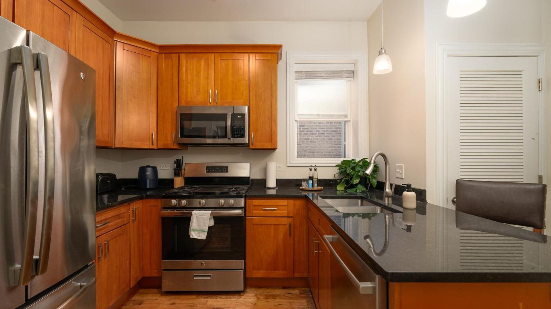 Flexhome Wicker Park 3br Dv2 Chicago