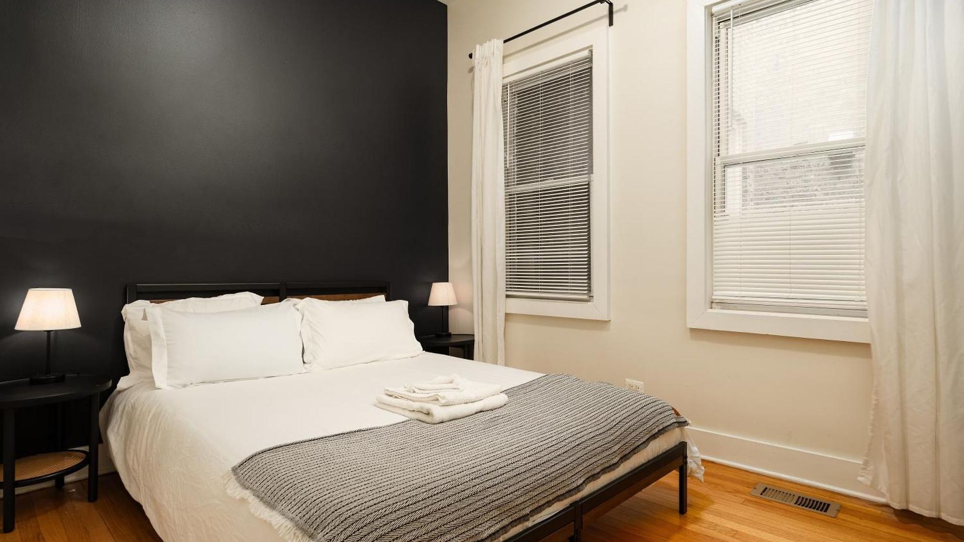 Bucktown 2Br Flat Near The 606 Chicago