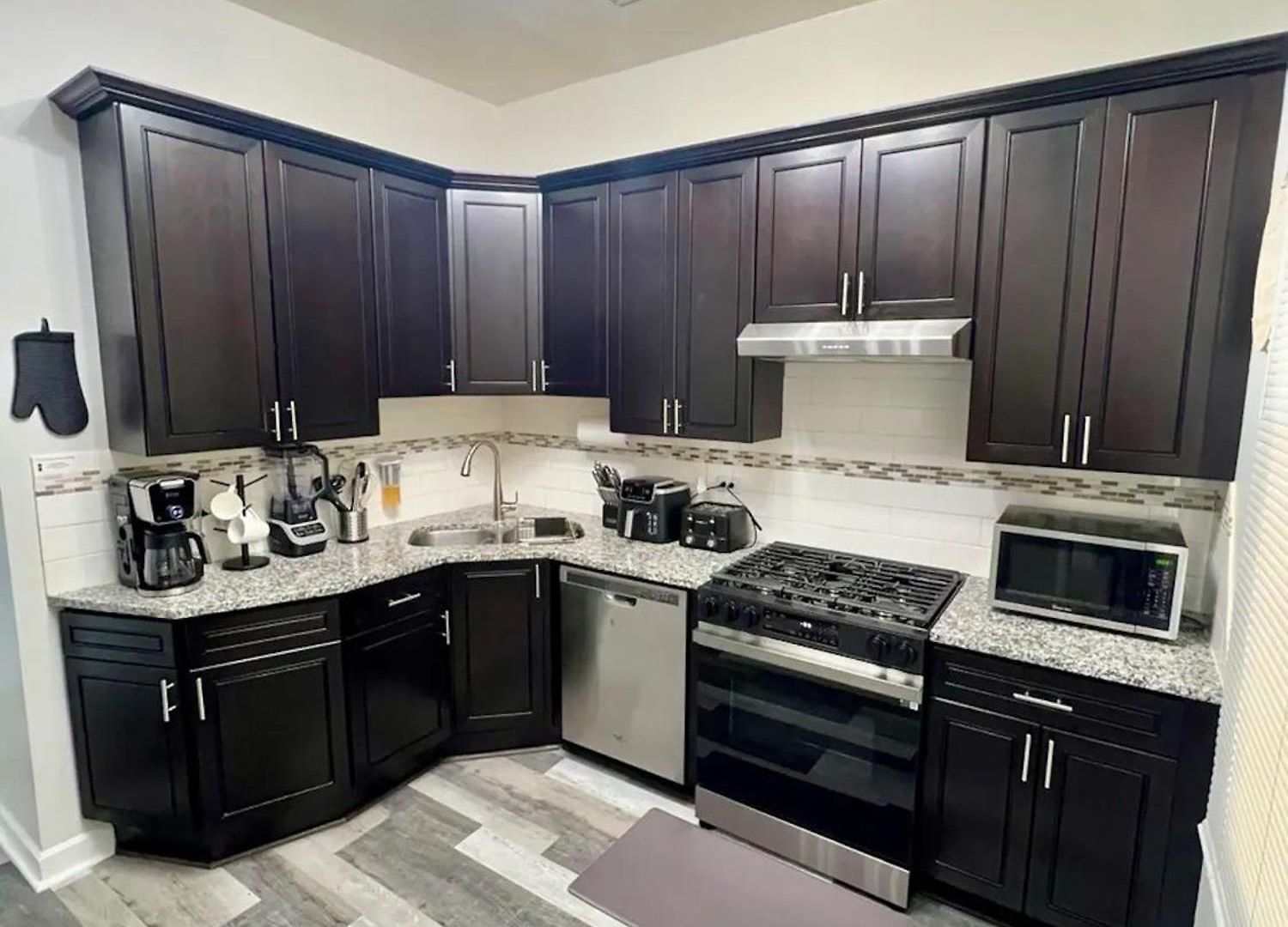 Apartment Stylish 3bedroom Aparment W Games & Free Parking