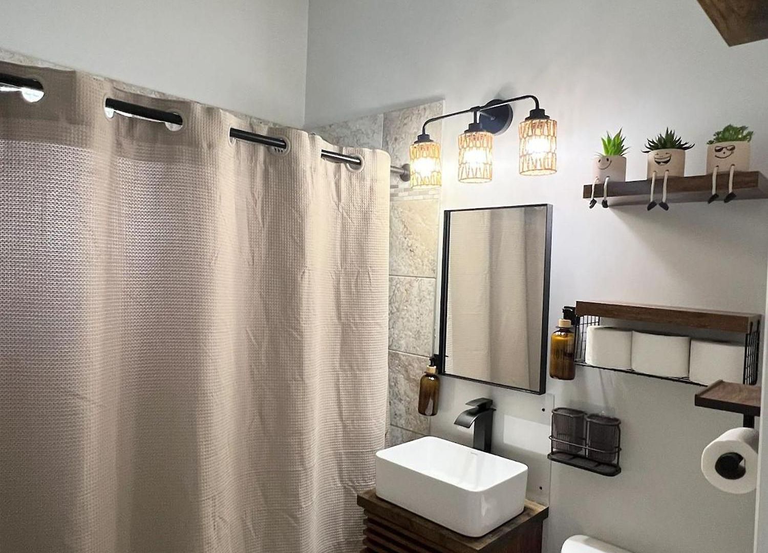 Stylish 3bedroom Aparment W Games & Free Parking * Chicago