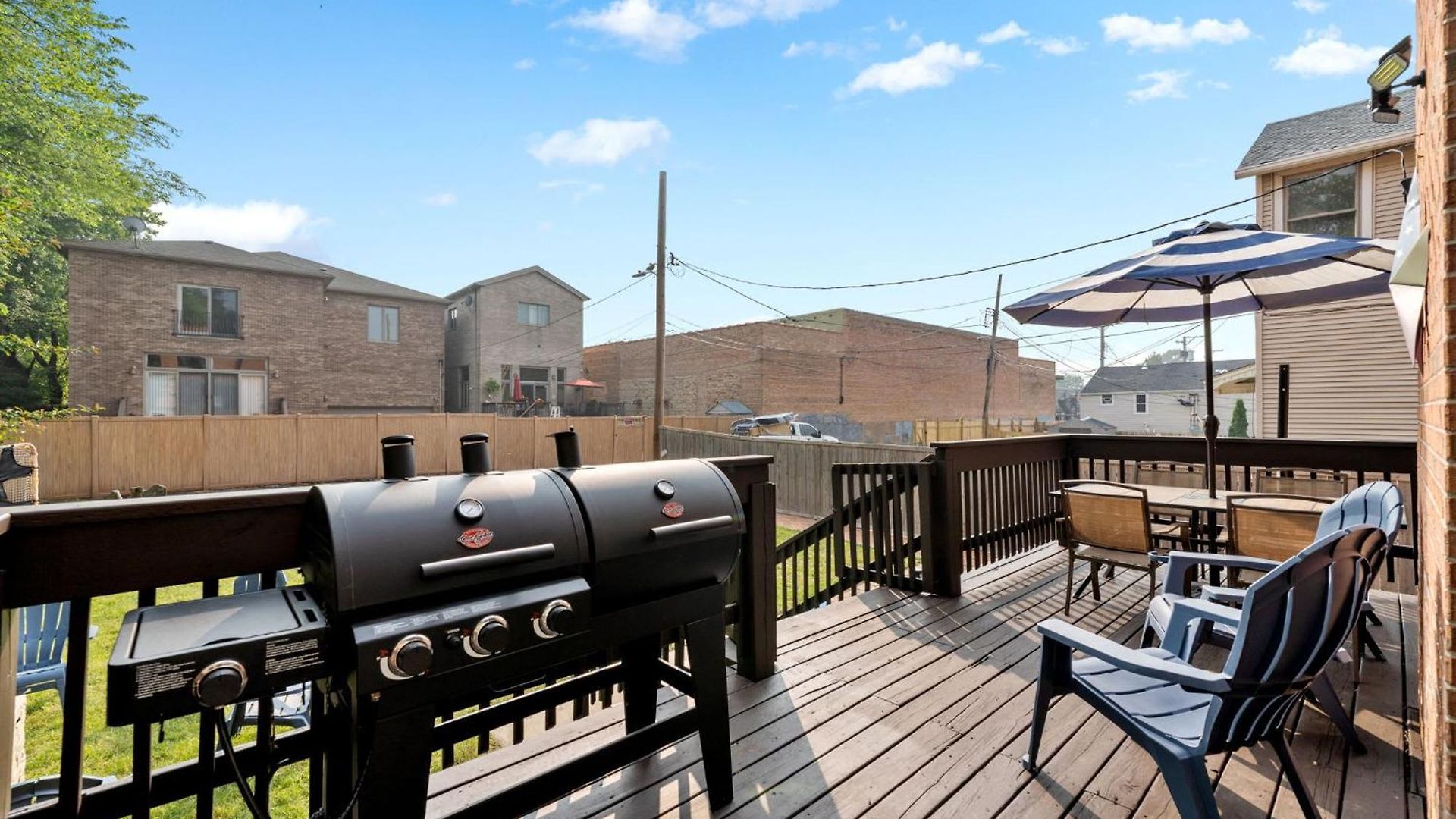 Spacious Luxury Retreat 8 Bed Oasis With 6 Baths Chicago