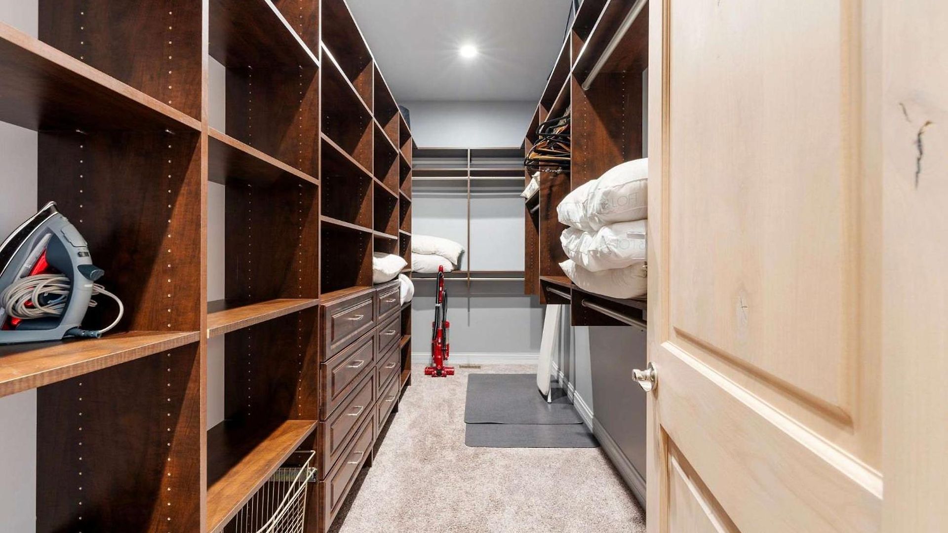 Mid-century Gem By United Center Holiday home