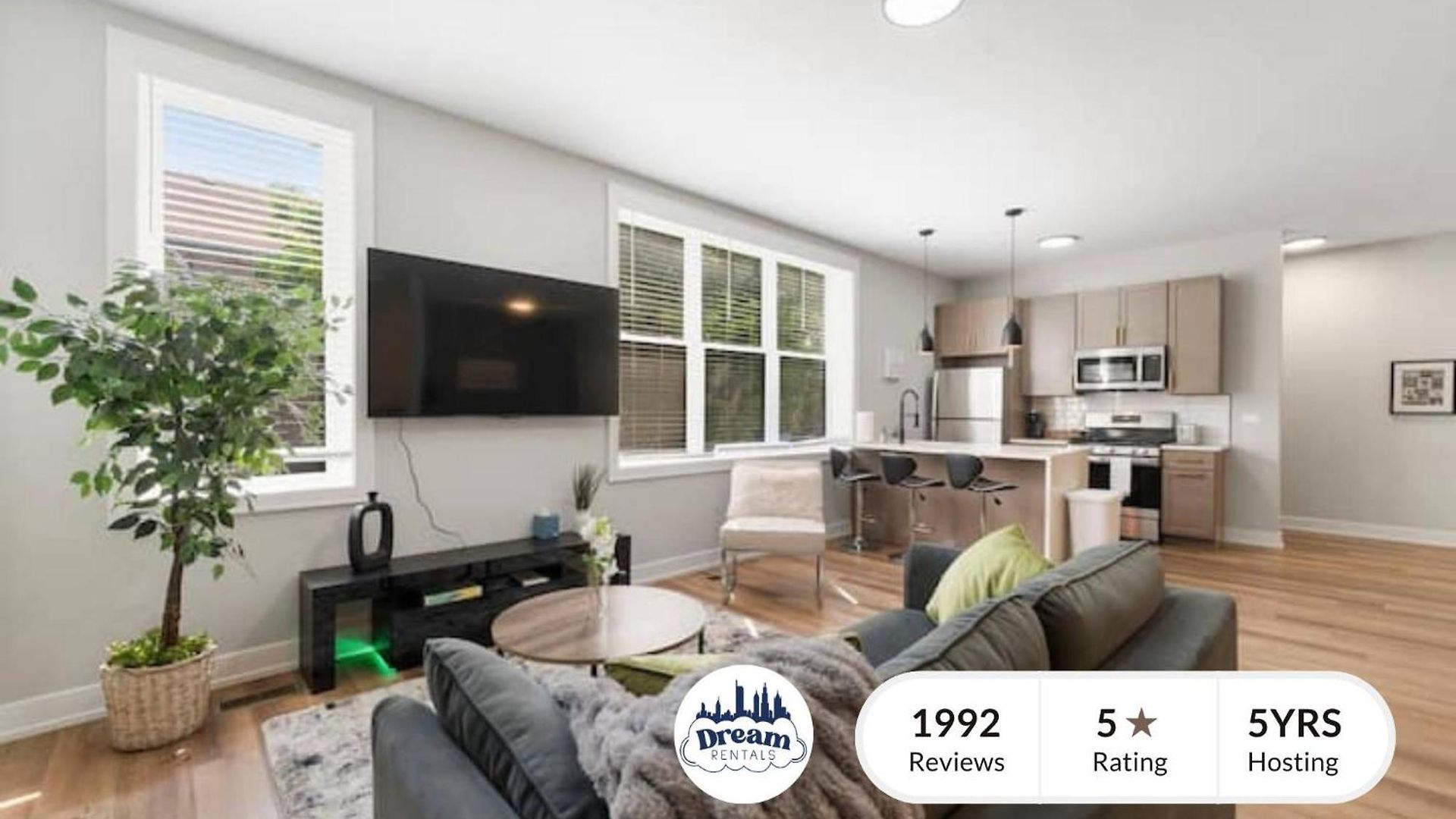 2 Bed & 3 Bath Apartment Chicago