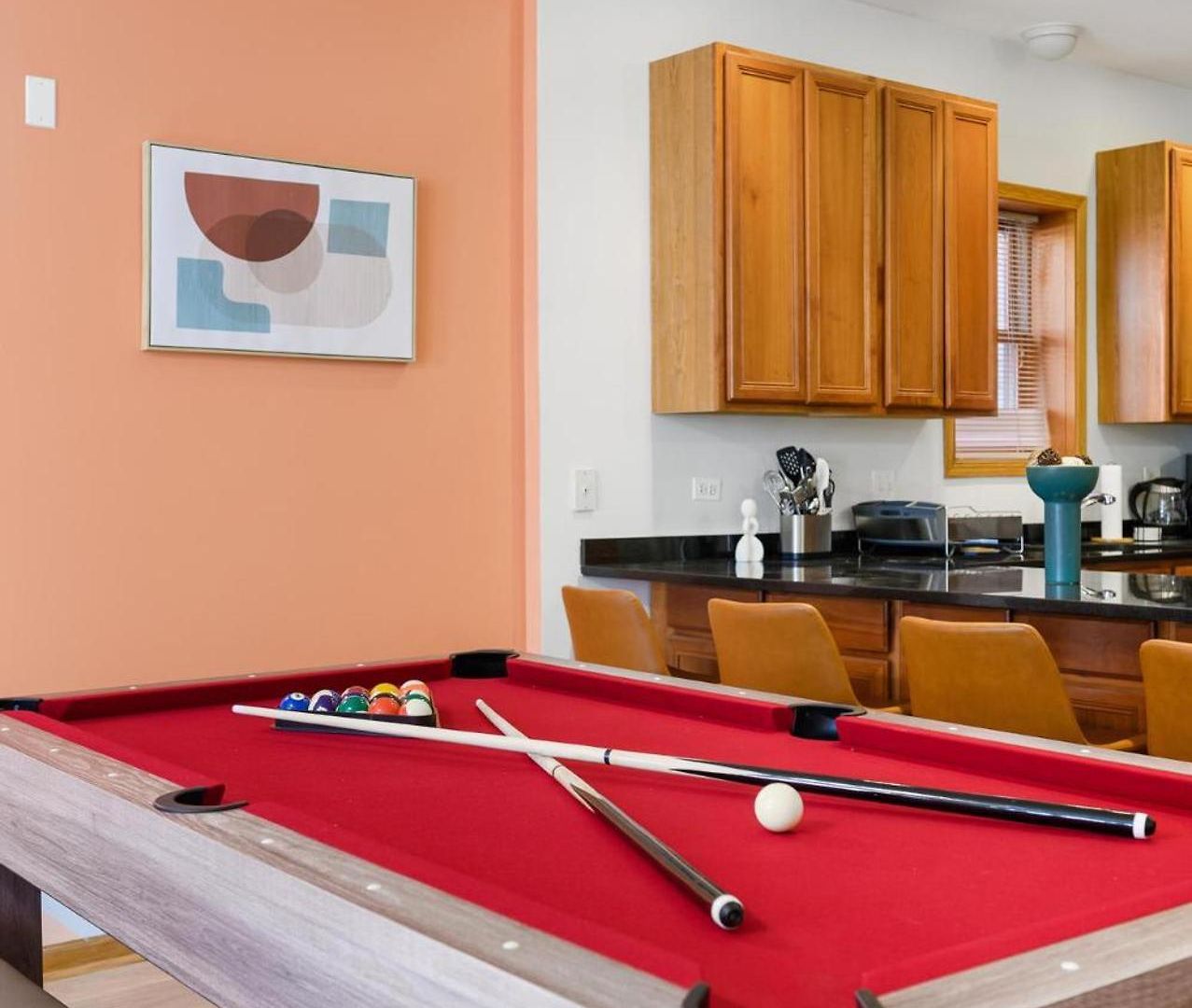 Designer Billiards Private Patio 1 Parking * Chicago