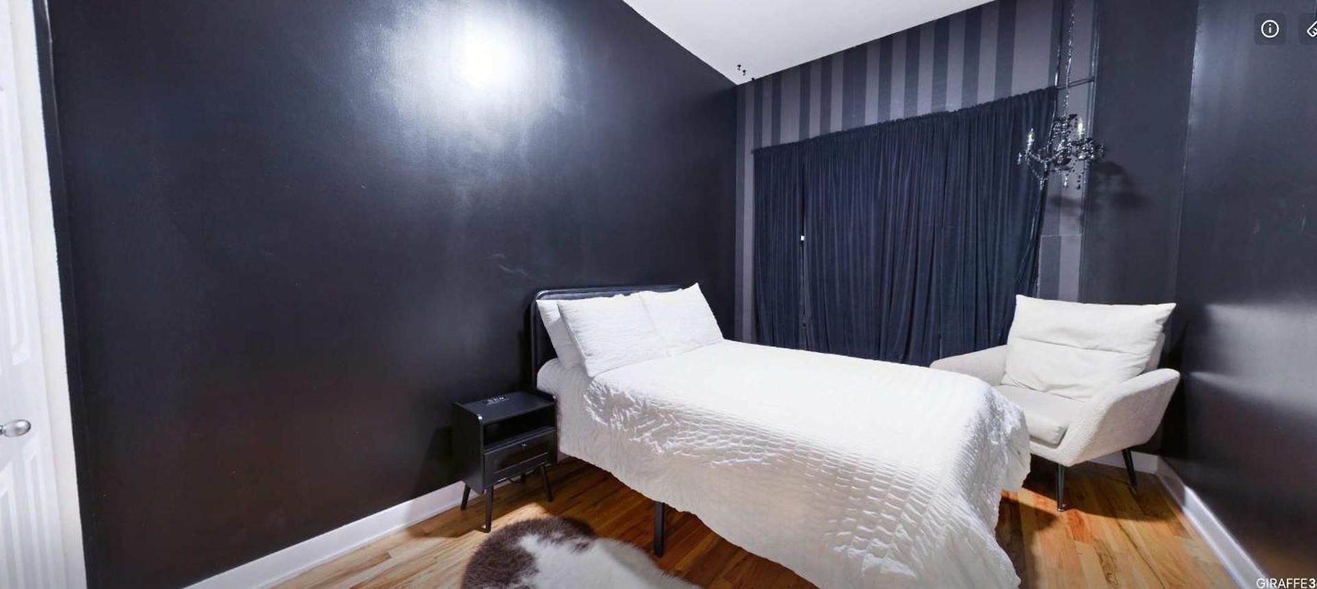 Vogue Bucktown Apartment *
