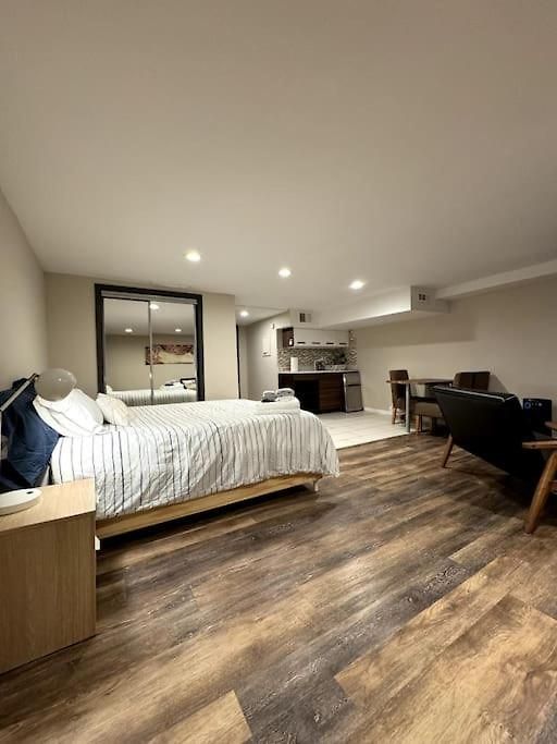 Oldtown Stylish Cute Apartment