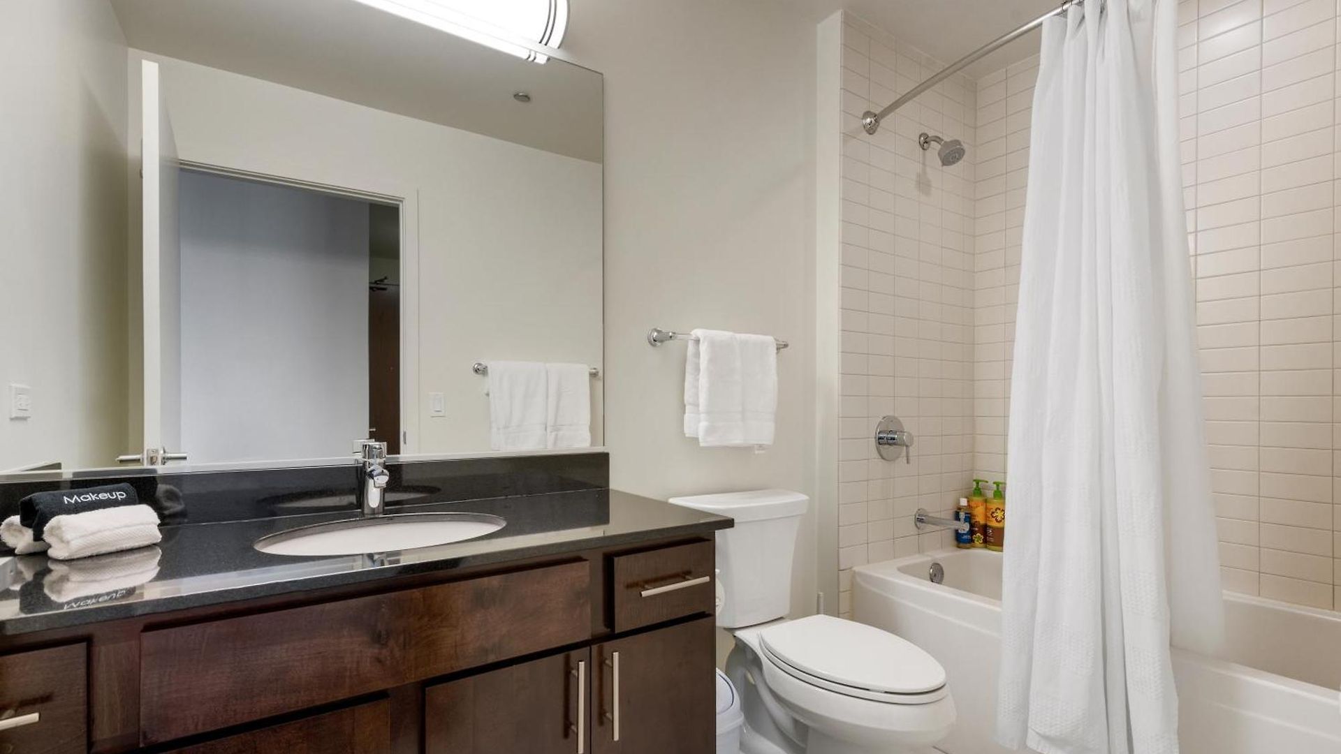 K2 Sky High With Stunning Views In West Loop