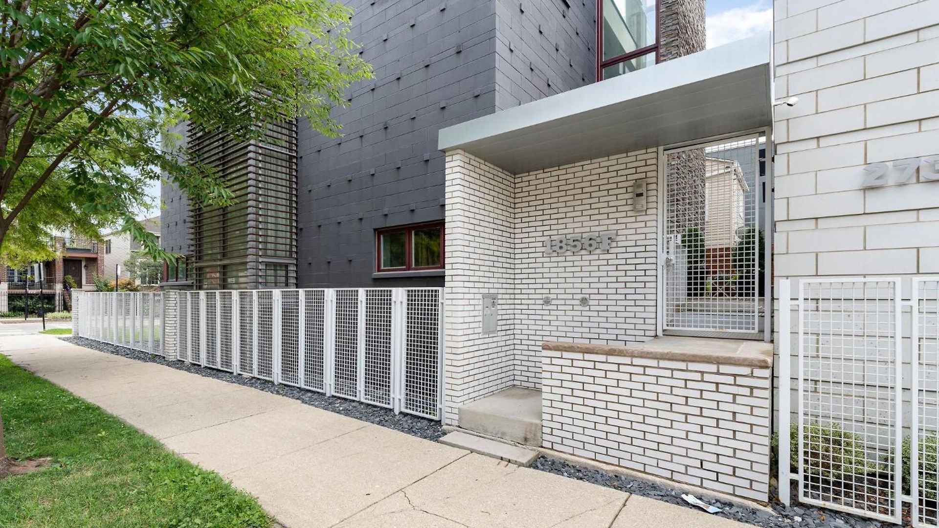 5br 5ba Architectural Estate-theatre Gym Rooftop *
