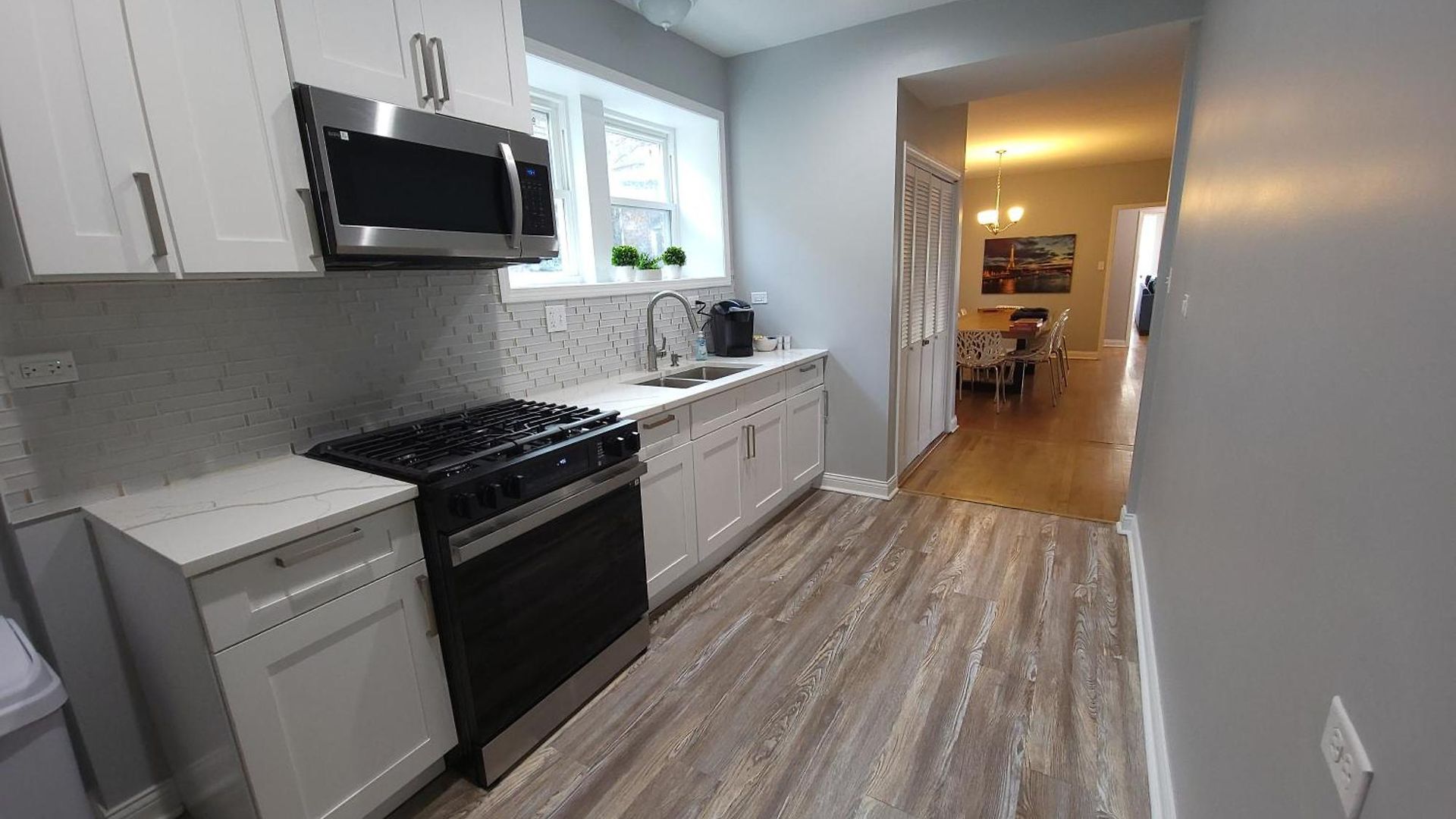 Apartment Beautiful Big 3 Bedroom Quiet Near Downtown Chicago