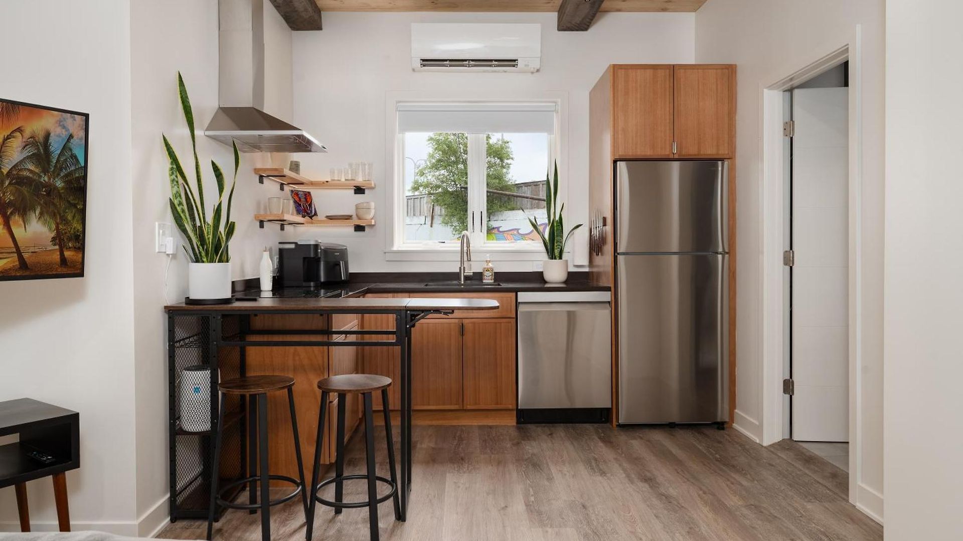 Pulaski Point Apartment