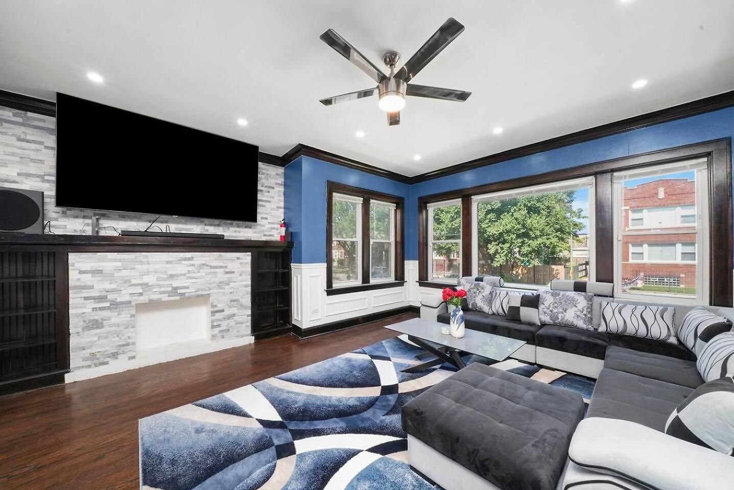 Gorgeous 5 Bedroom Gem With Games *