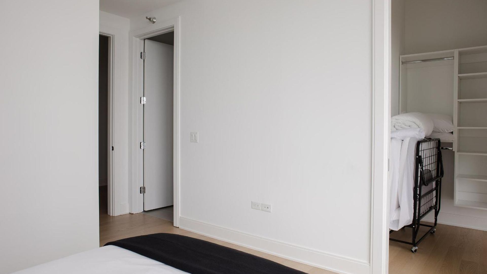 Premier Penthouses And With Captivating Views Of Millennium Park *