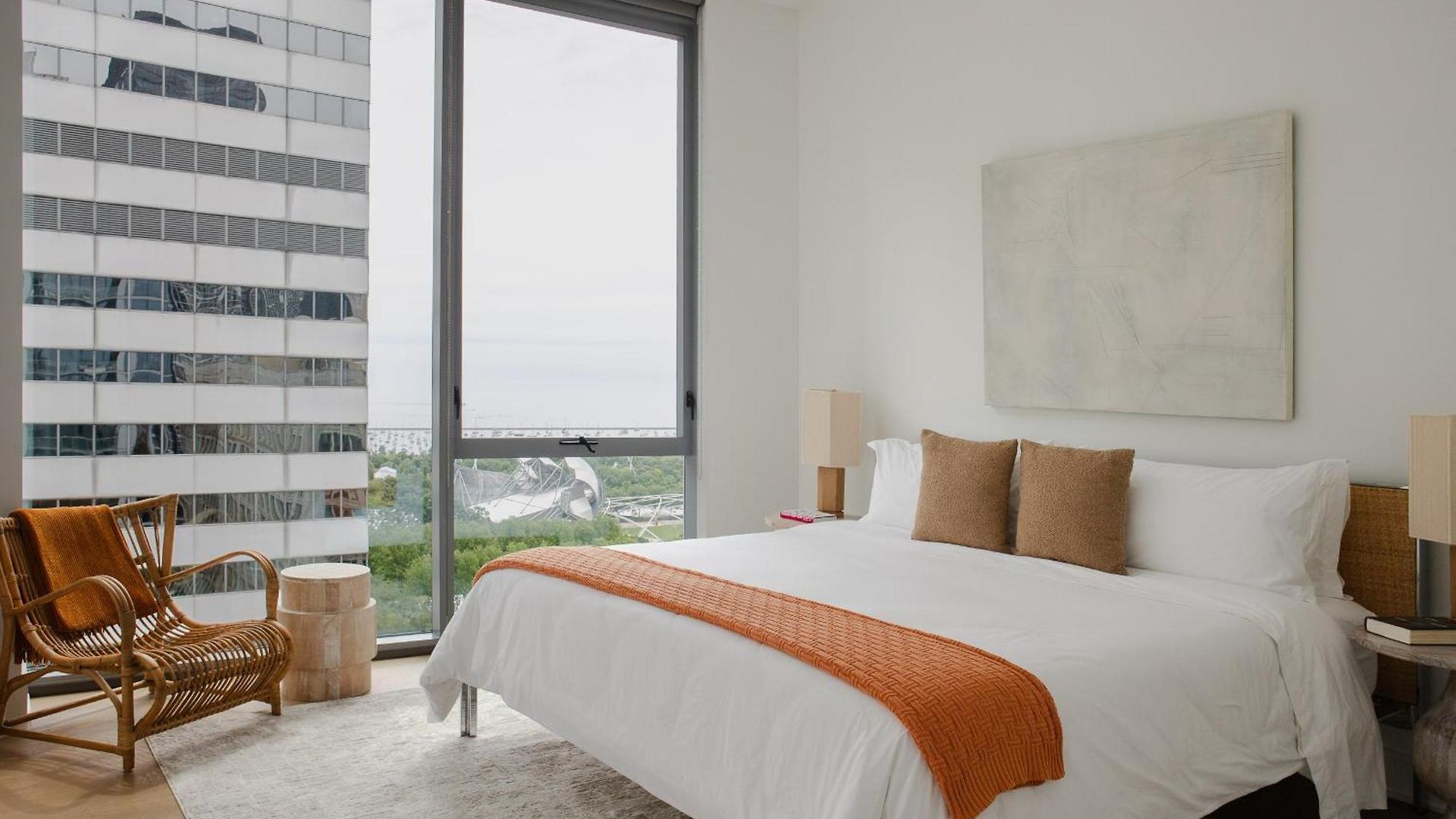 Premier Penthouses And With Captivating Views Of Millennium Park Apartment *