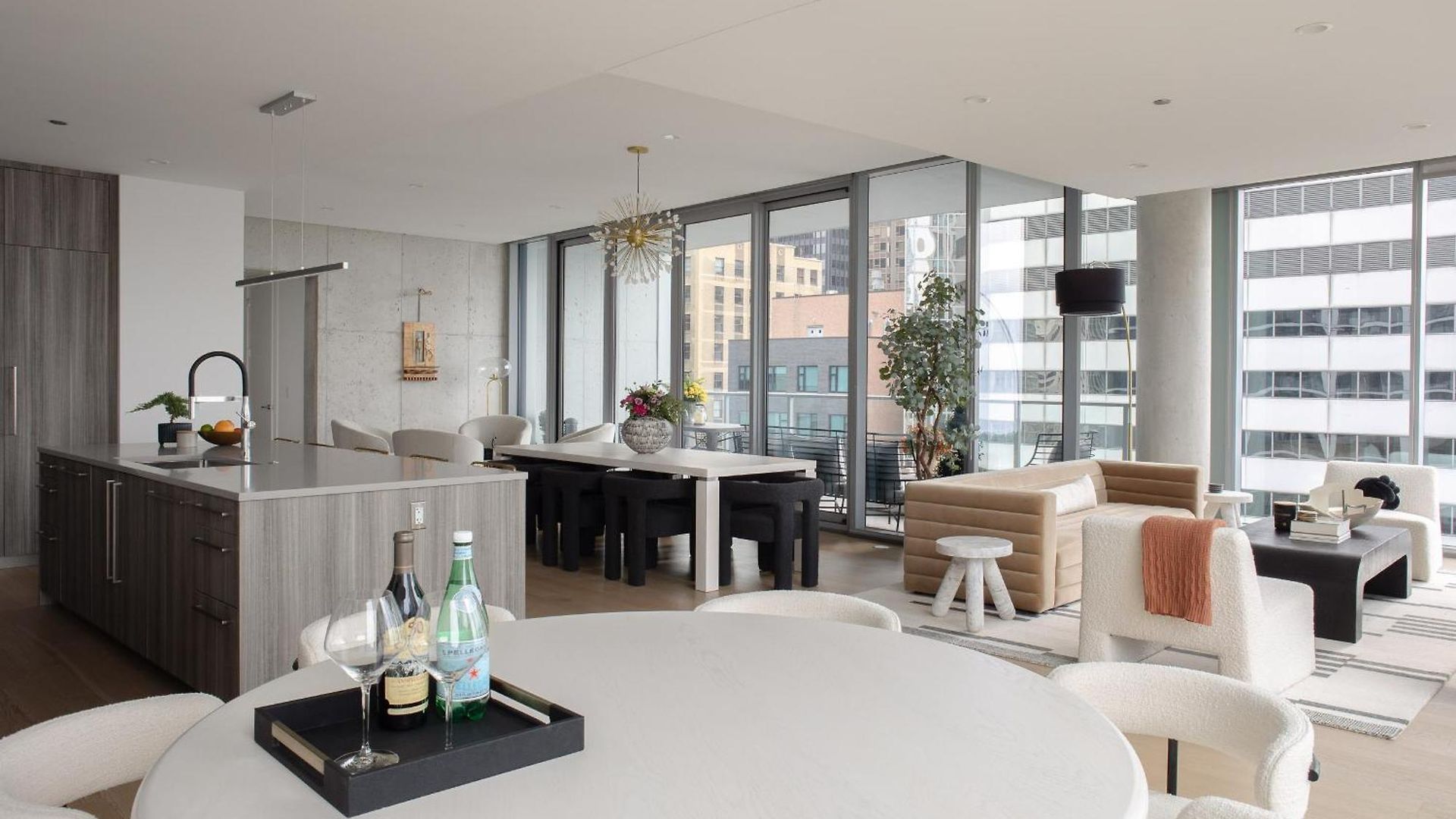 Premier Penthouses And With Captivating Views Of Millennium Park Chicago