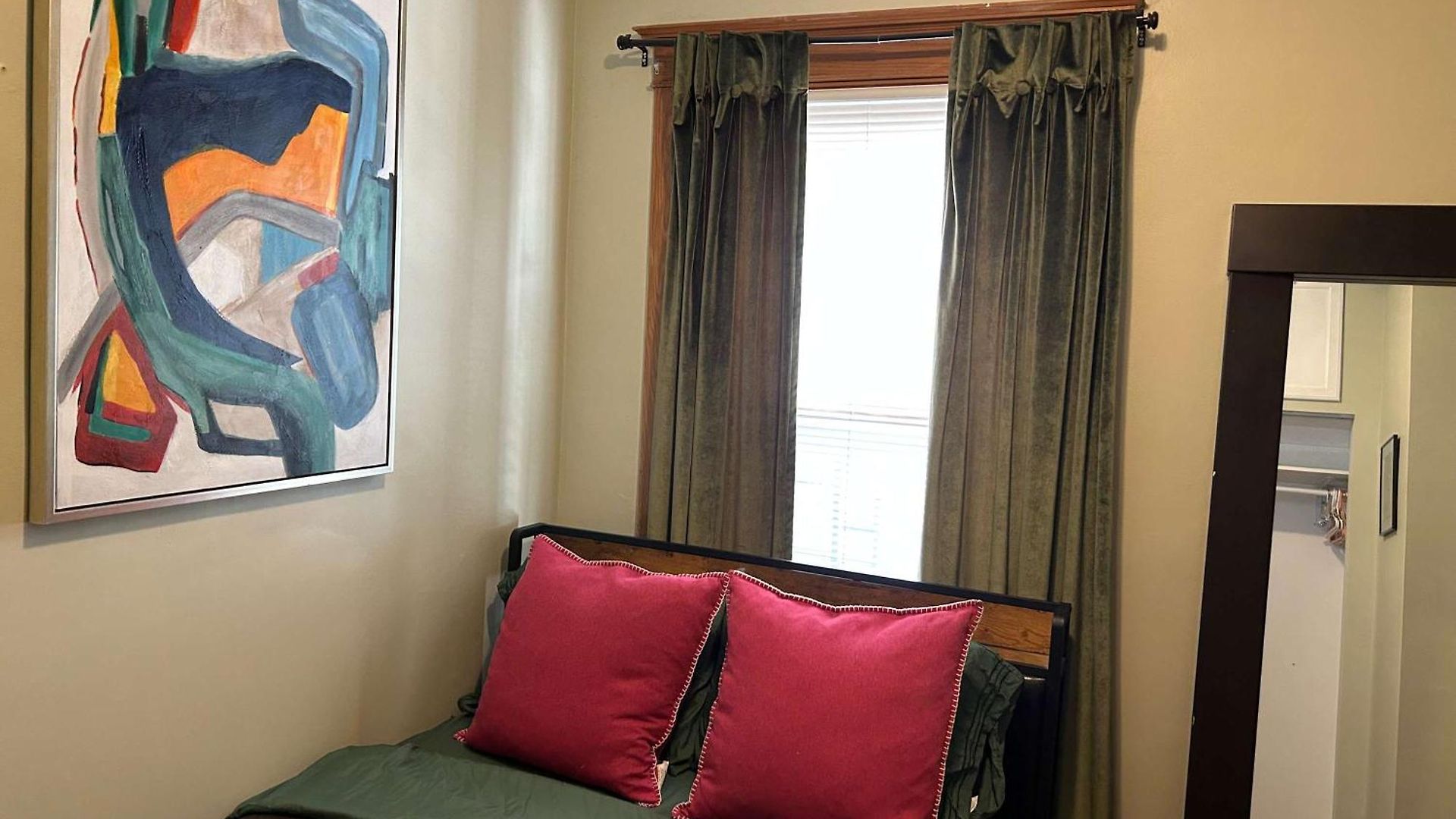 Bed & Breakfast In Dorothys