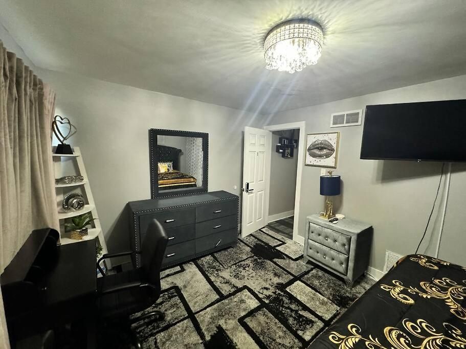 Hamaline Luxury Villa Chicago