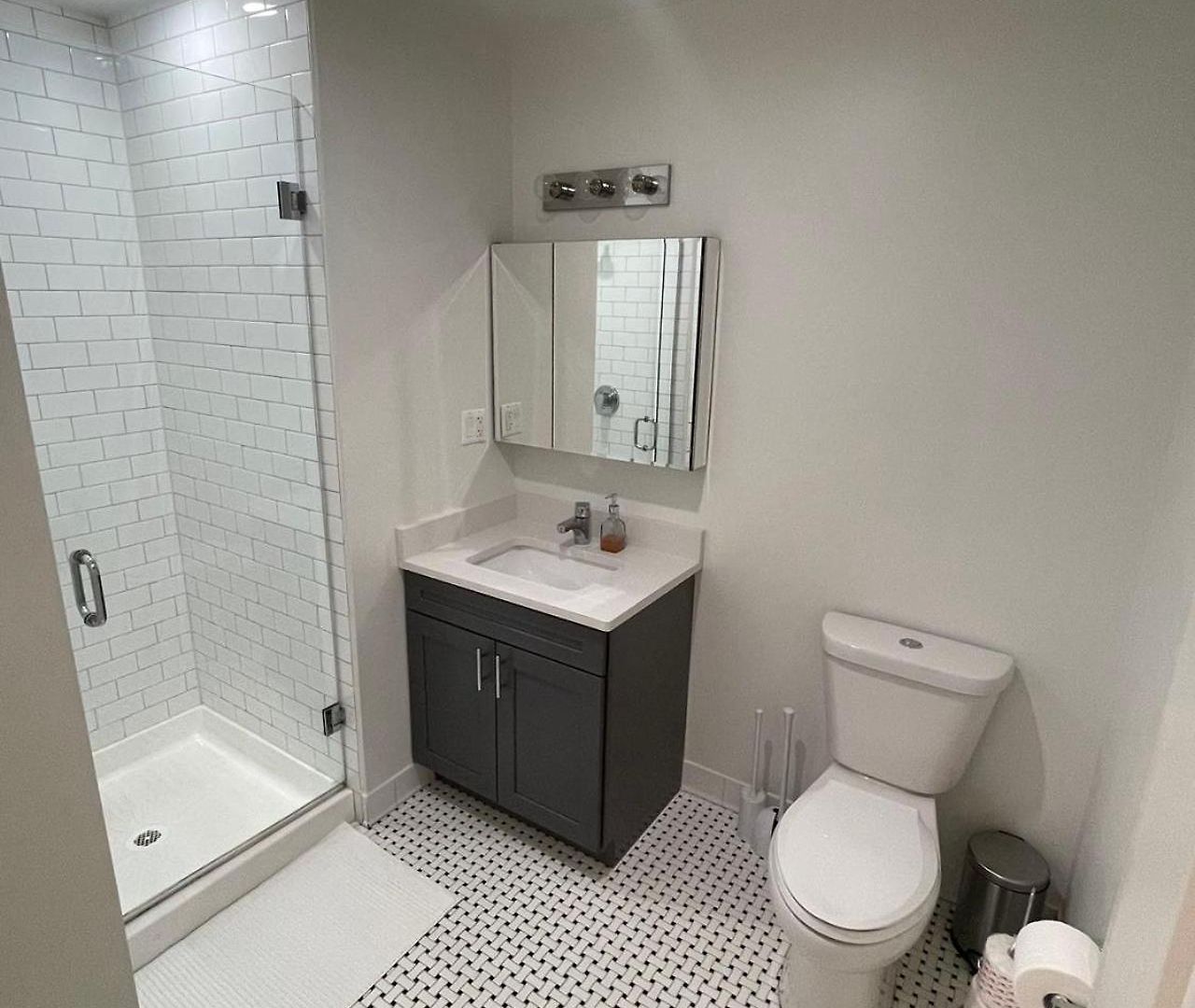 Guest house Modern Shared Near Downtown Chicago, Flexible Options And Shared Amenities *