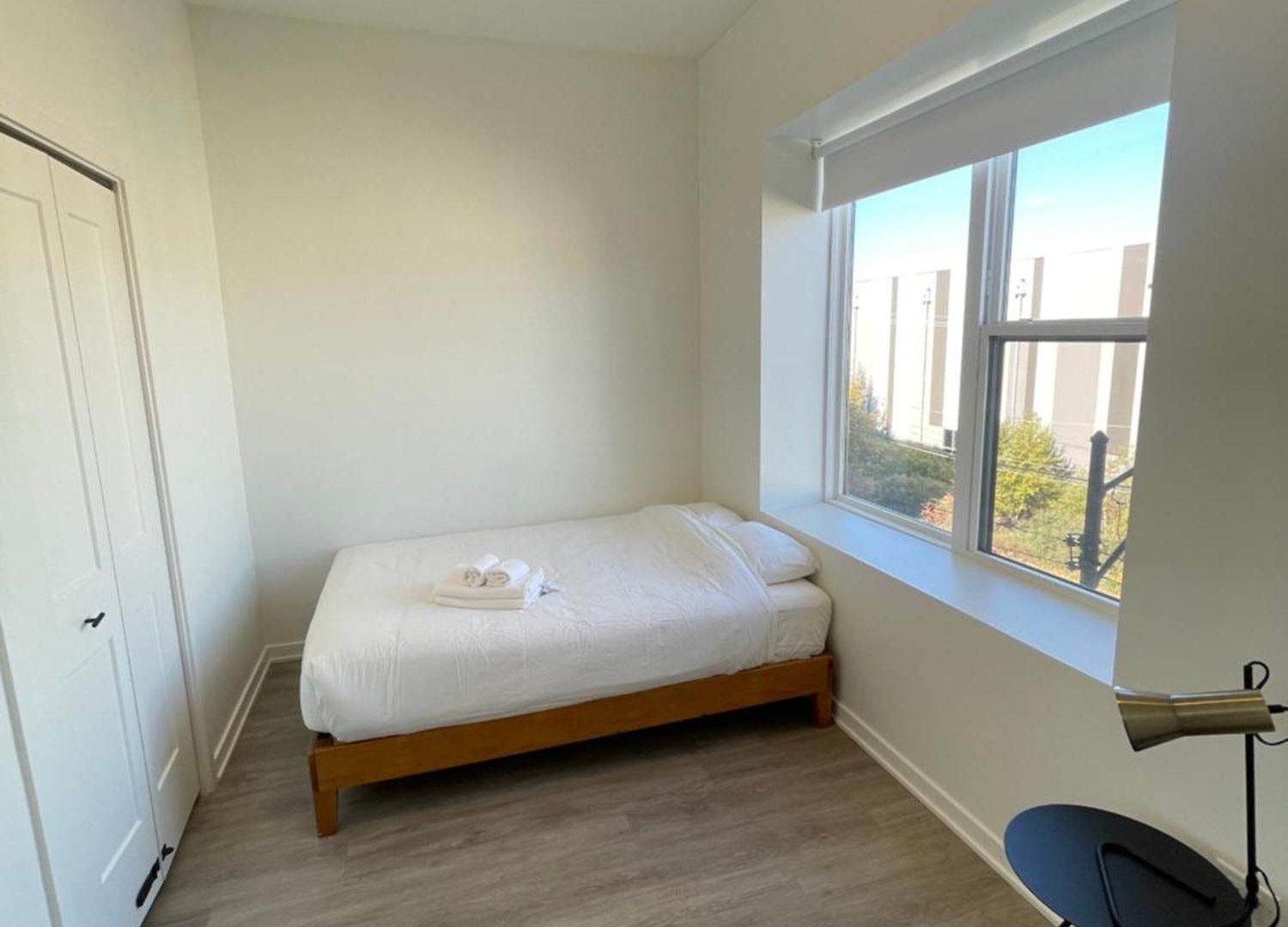 Stylish Shared Minutes From Downtown Chicago, 1bedroom And Shared Access Guest house