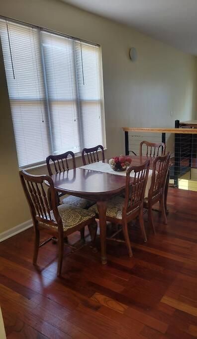 Charming 3bd 2bth Apartment--private
