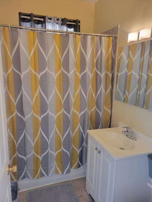 Charming 3bd 2bth Apartment--private Apartment