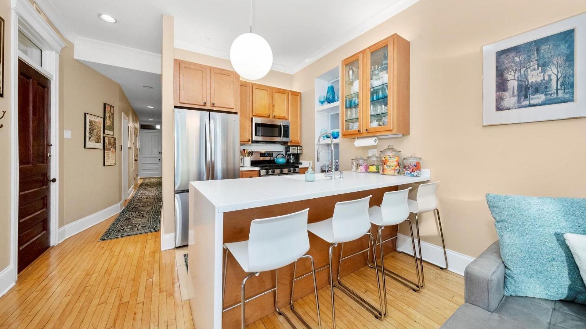 2f Chicago's Little Italy Near West Loop & Downtown * Chicago