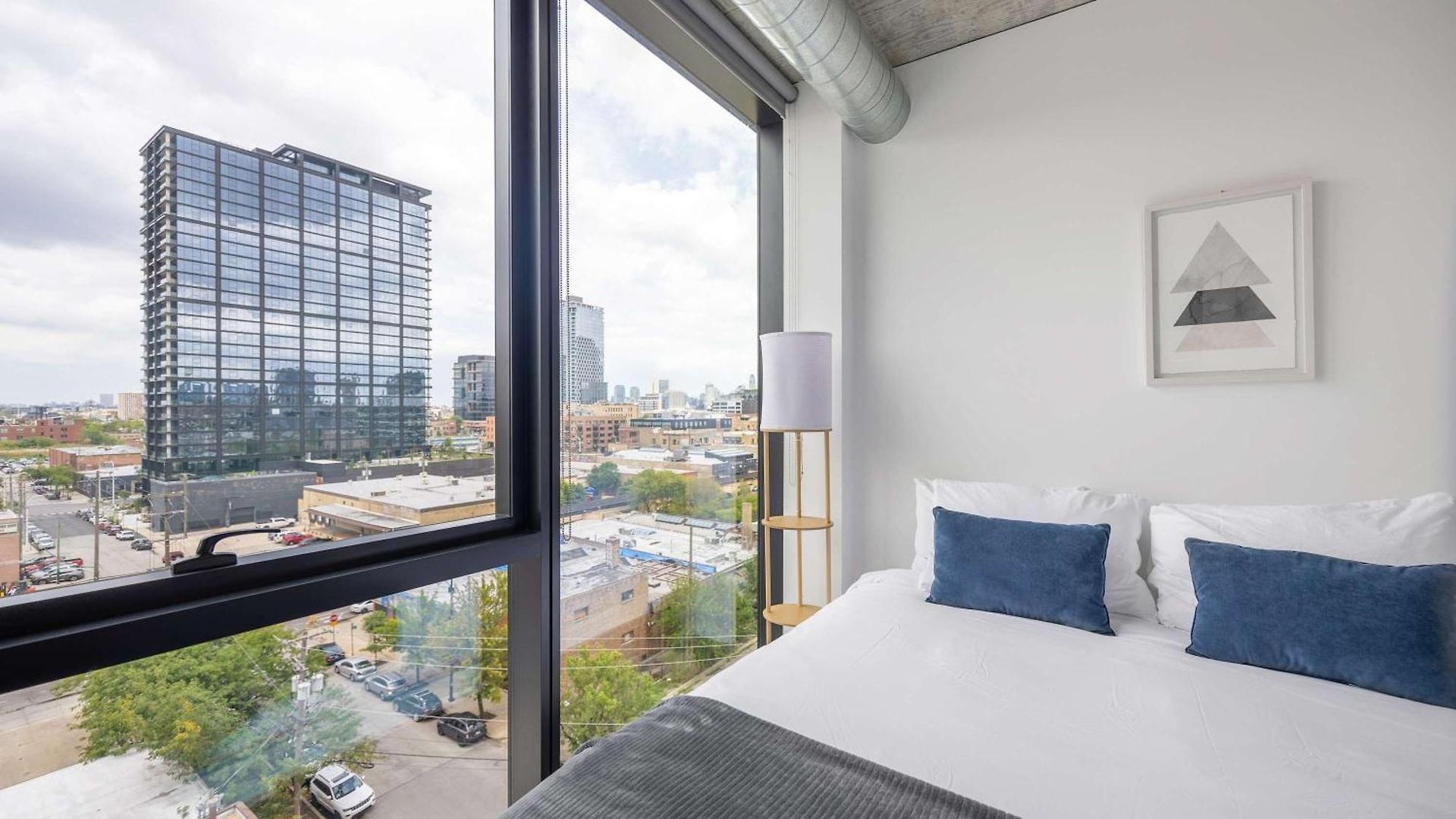 Apartment Sophisticated 3br - New Modern And Luxurious *
