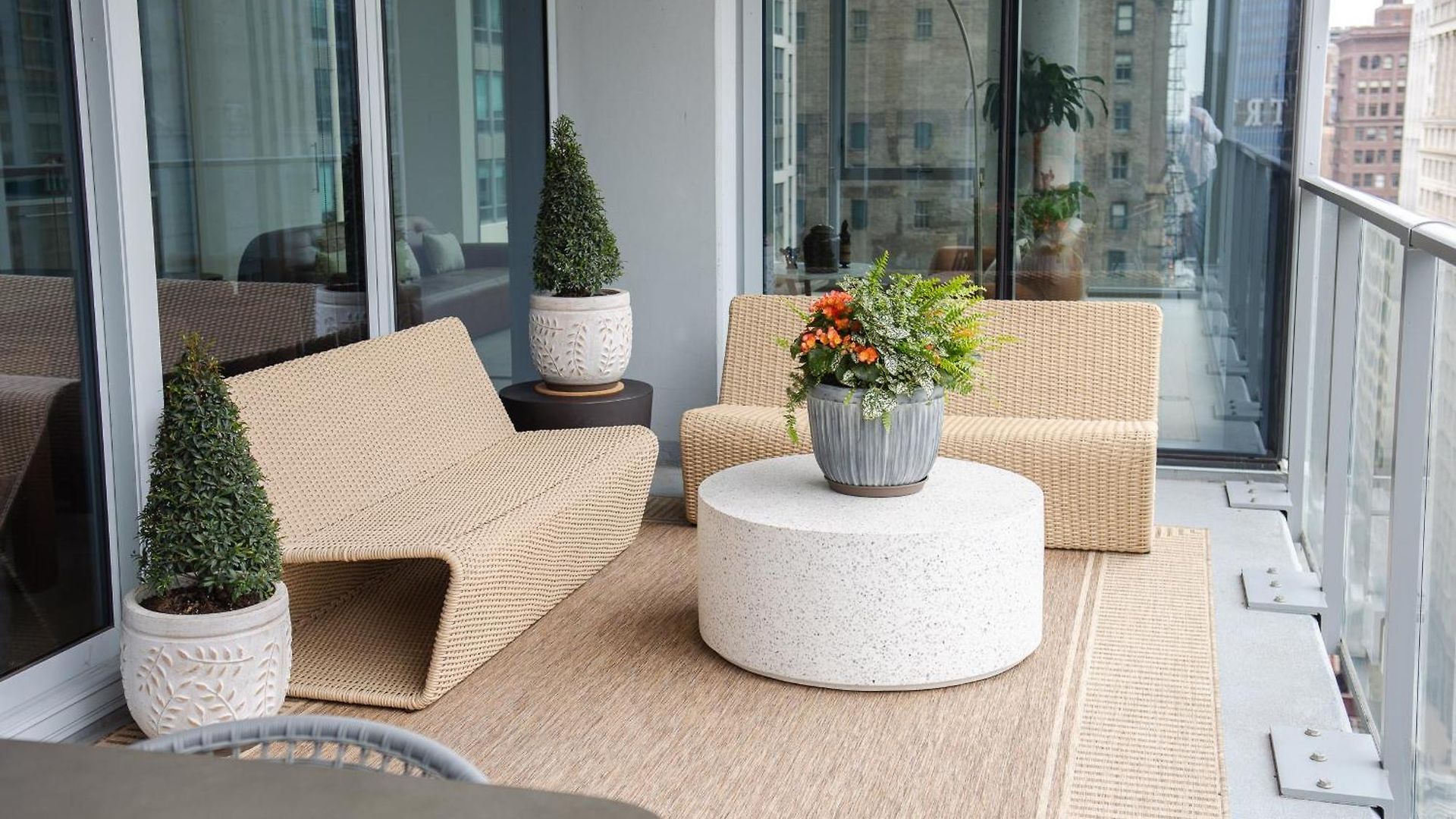 Premier Penthouses And With Captivating Views Of Millennium Park Apartment Chicago