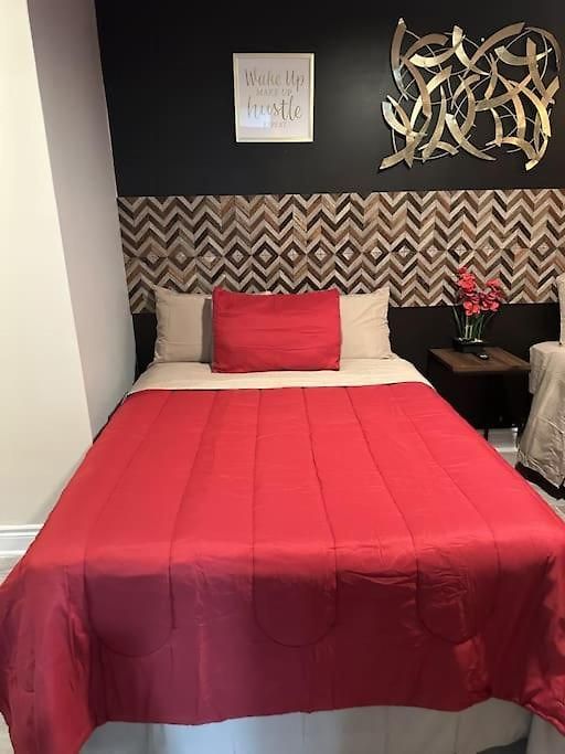 Experience Elegance At Paramount Chicago