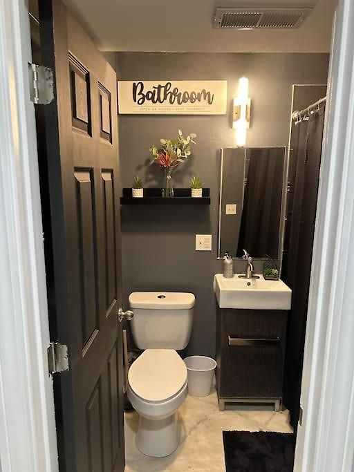 Experience Elegance At Paramount