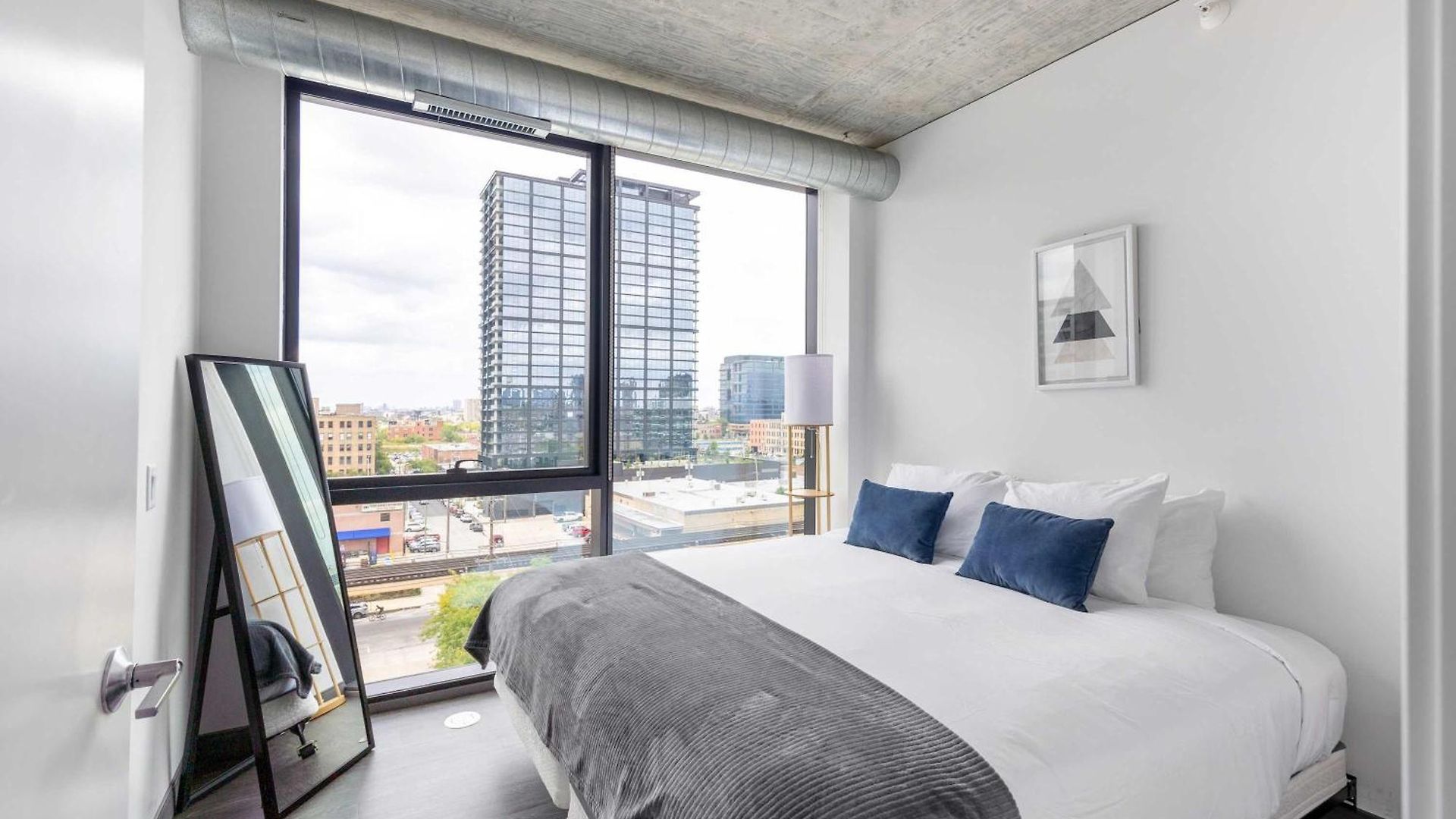 Sophisticated 3br - New Modern And Luxurious Chicago